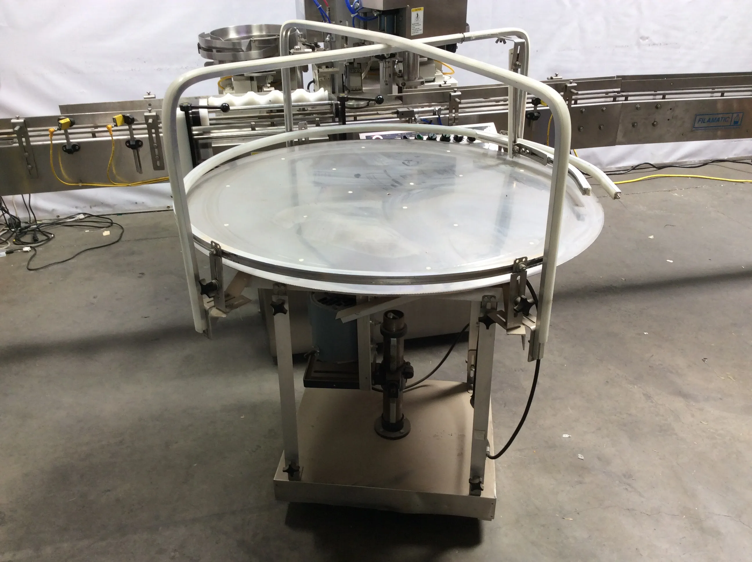 Pharmaceutical Filler / Capper - Boston Round Filler Capper A96084263-P11108262