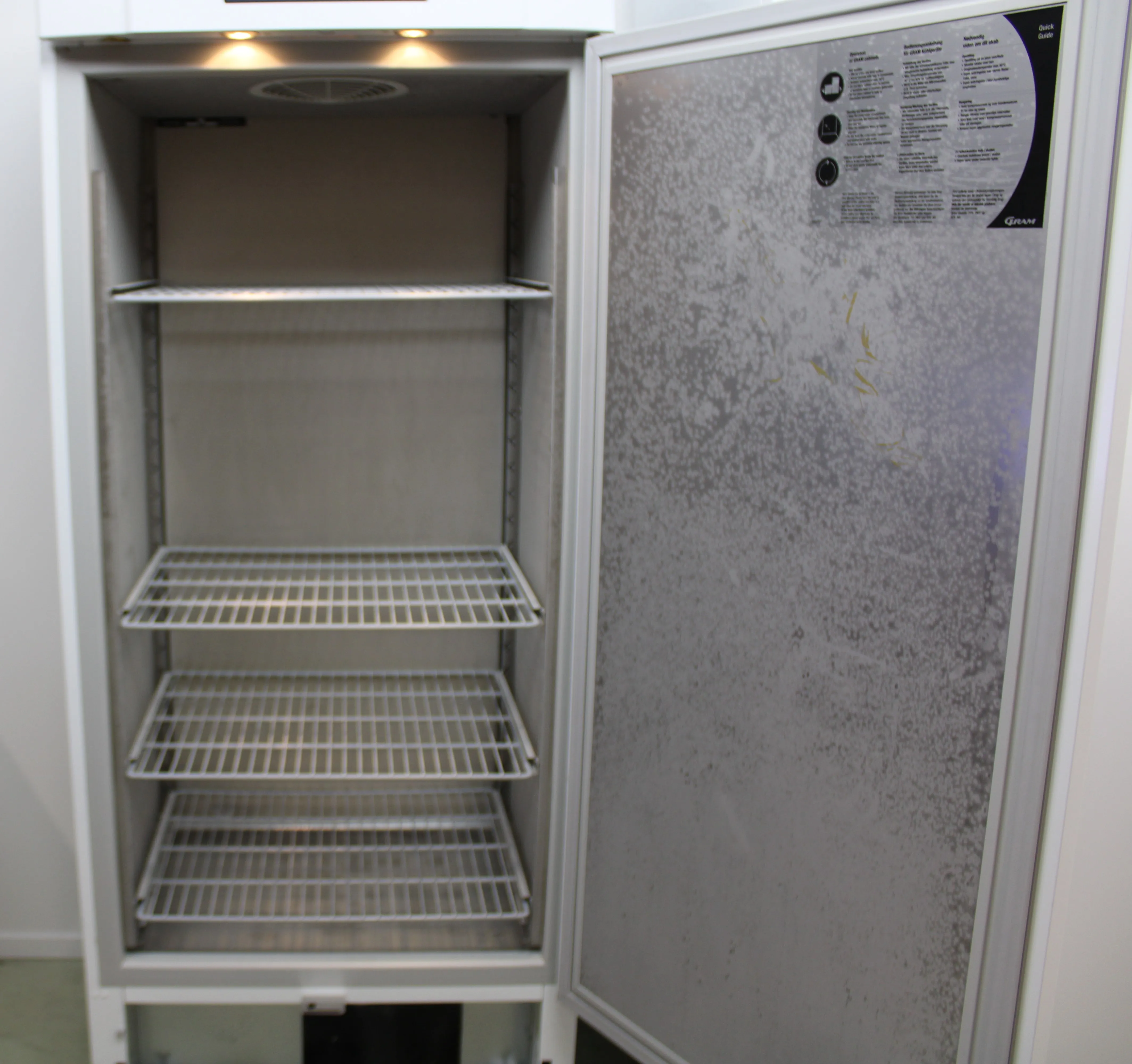 GRAM Bioline -25C Freezer RF625 LG E 10203241