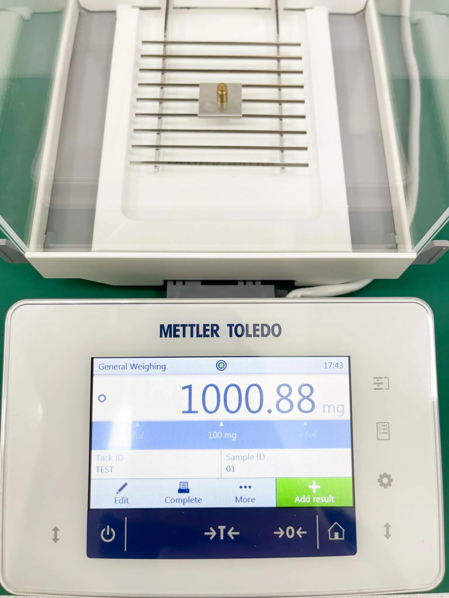 Mettler Toledo XSR225DU Analytical Balance