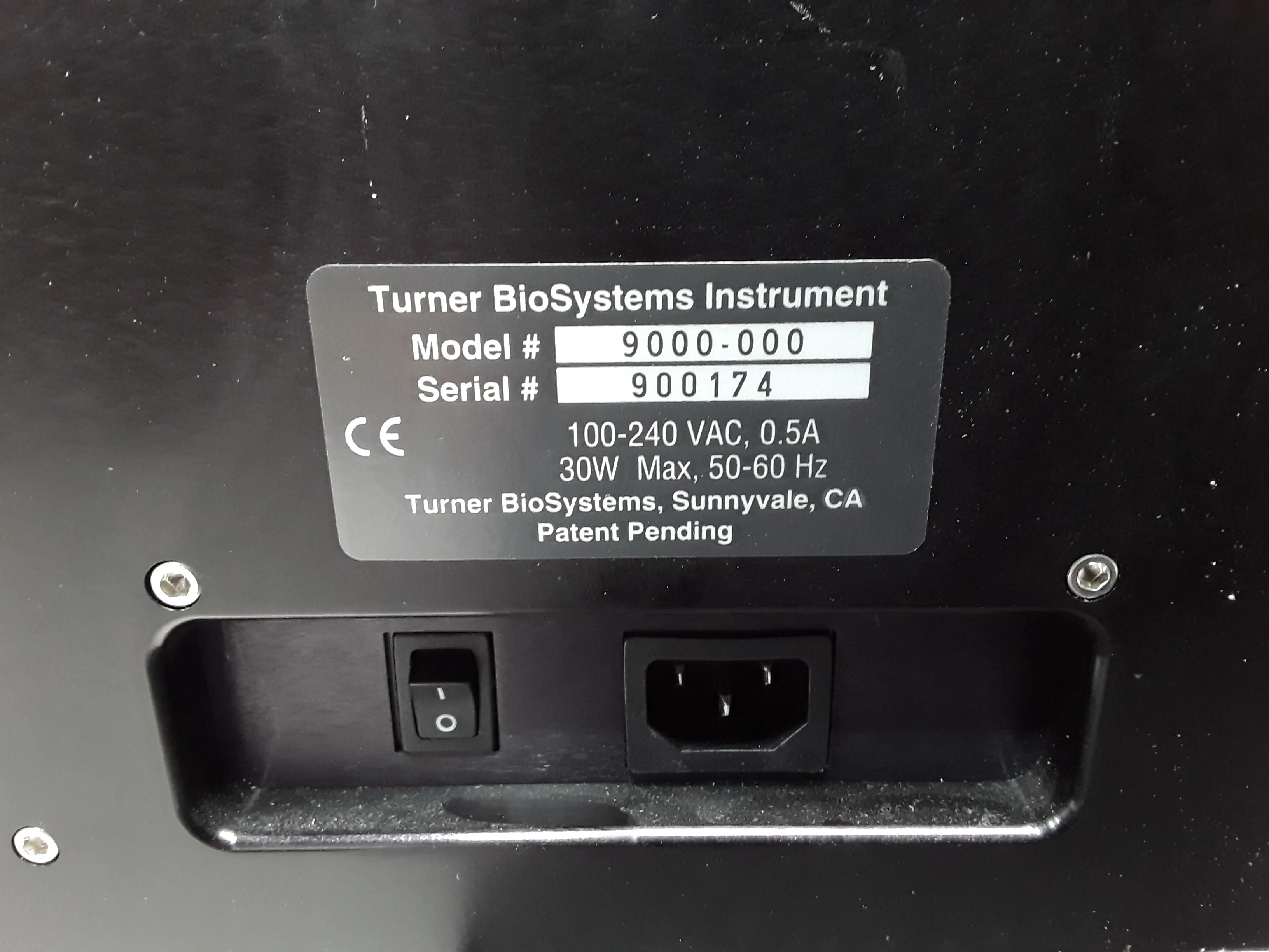 Turner BioSystems GloRunner Microplate Luminometer 9000 - Used Lab Equipment