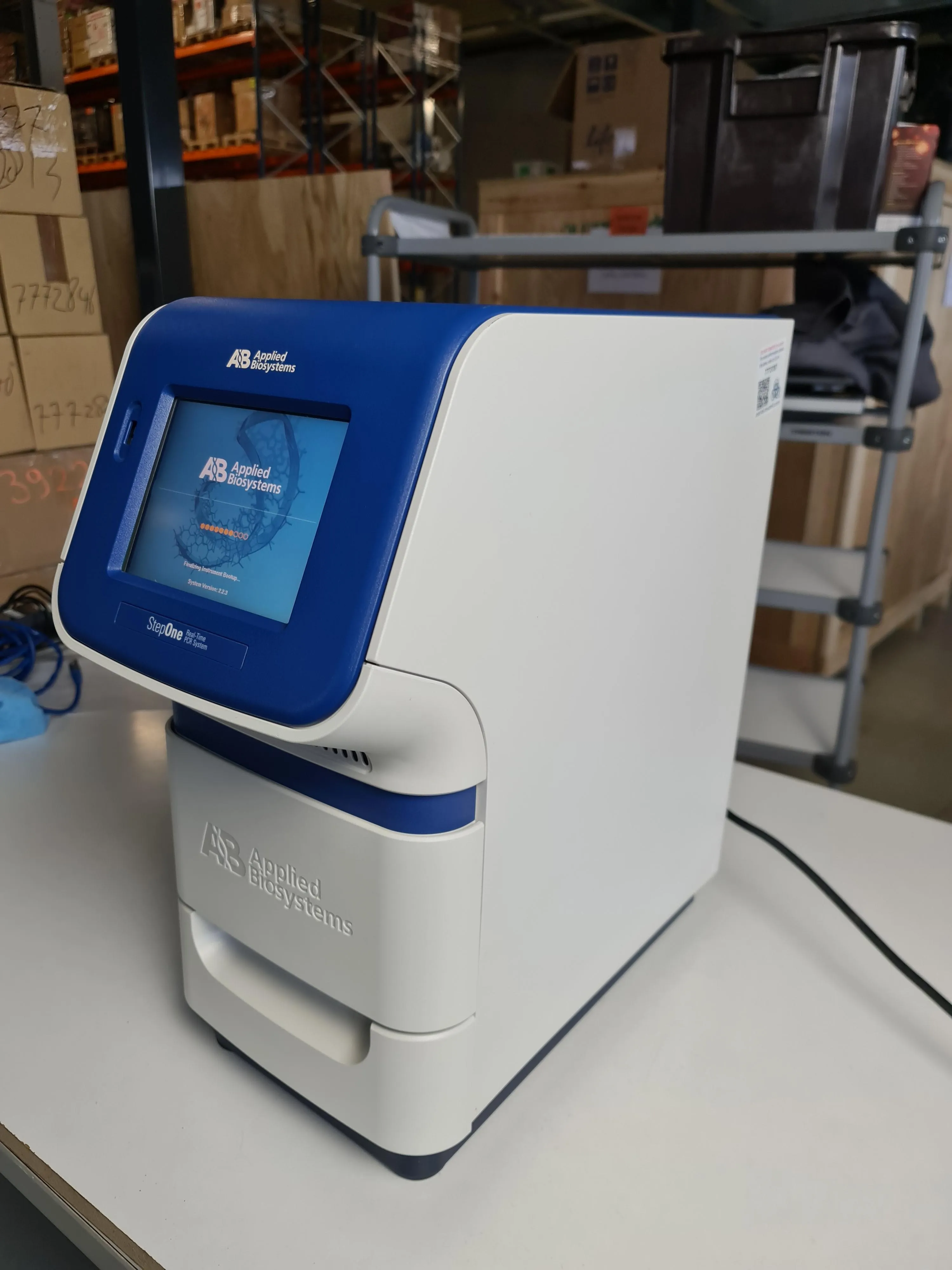 Applied Biosystems StepOne Real-Time PCR System 48-well - Low-Throughput