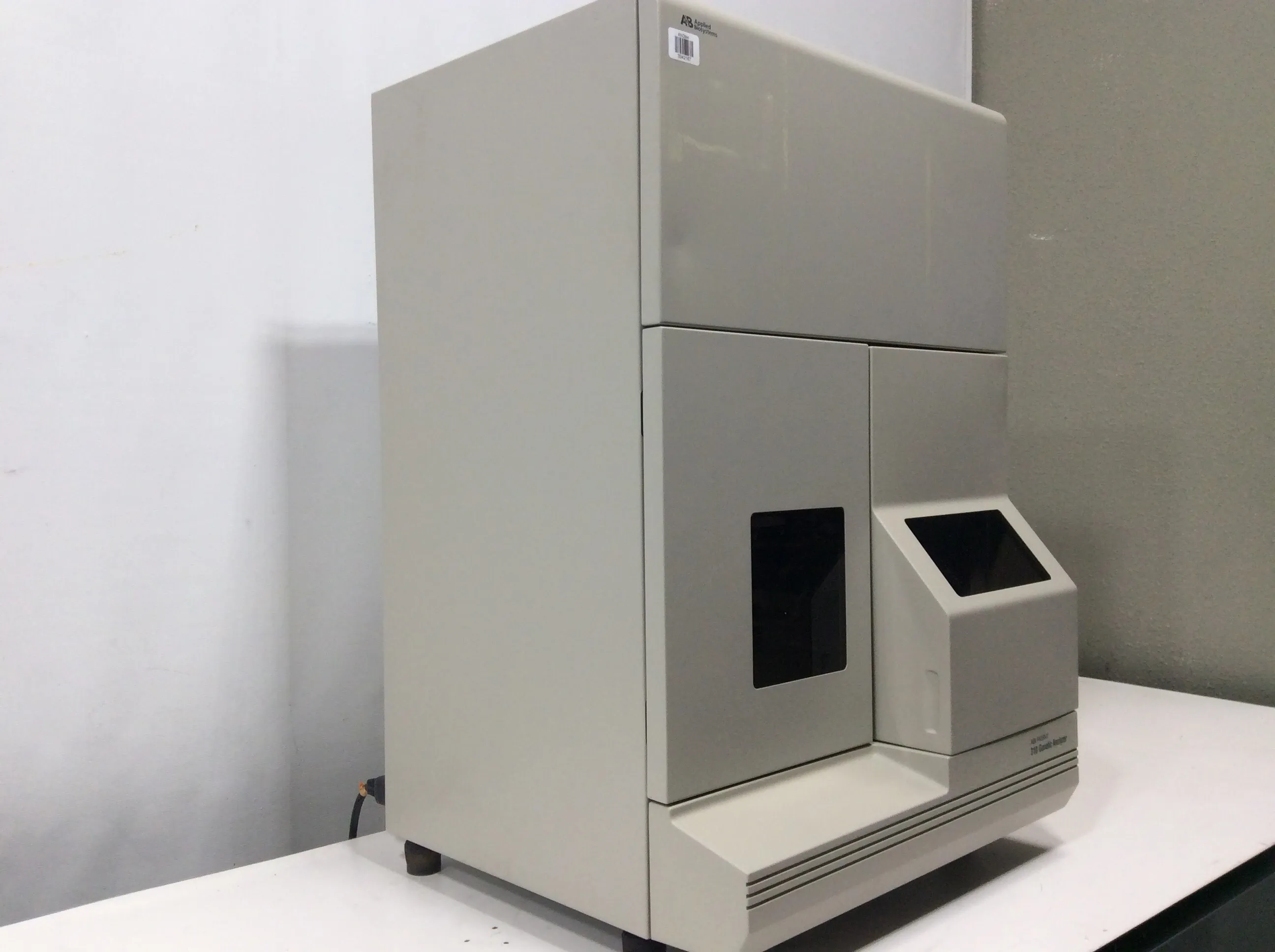 ABI PRISM 310 Genetic Analyzer DNA Sequencer