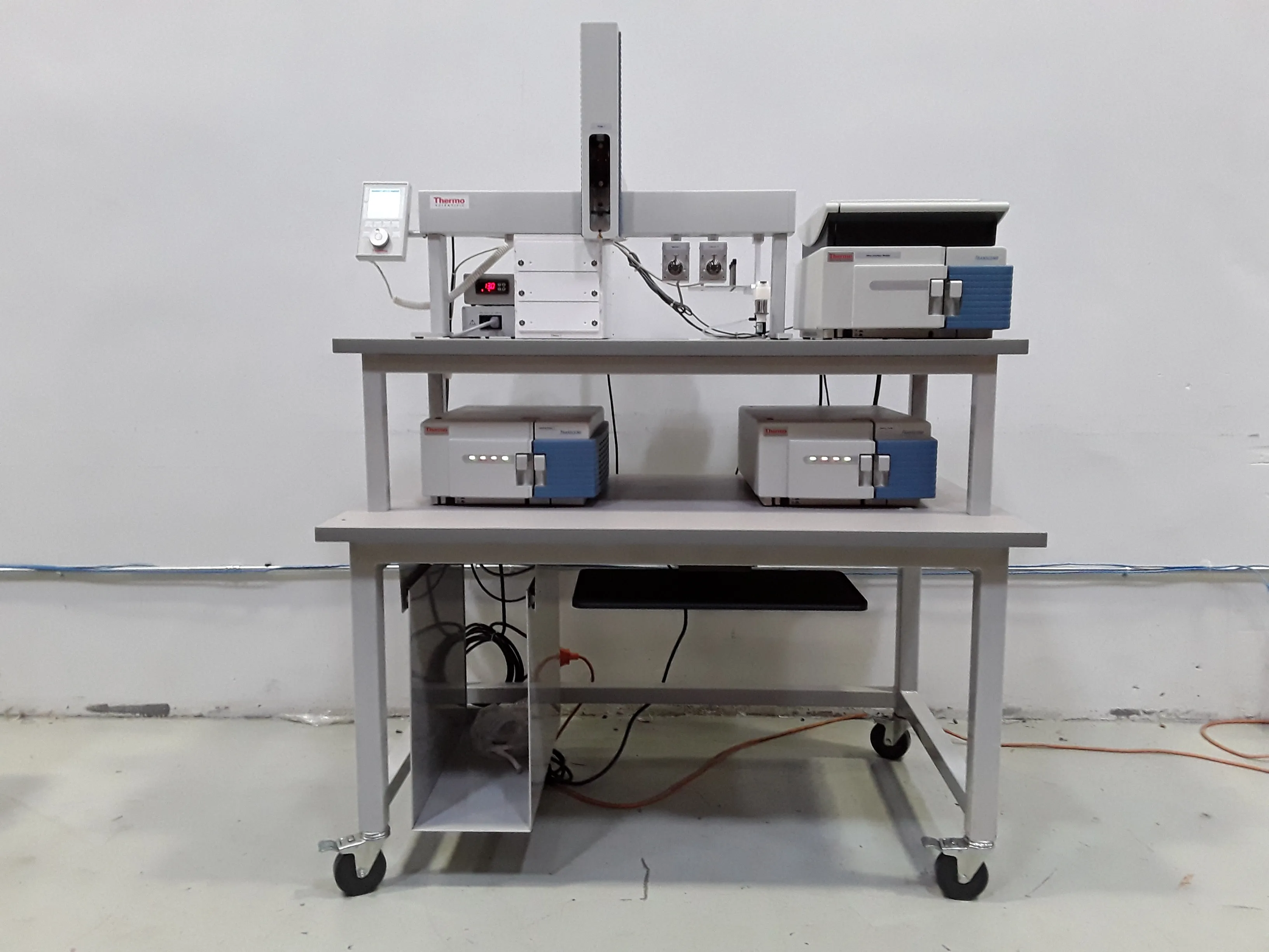 Thermo Transcend HPLC+ System W/ Auto Sampler