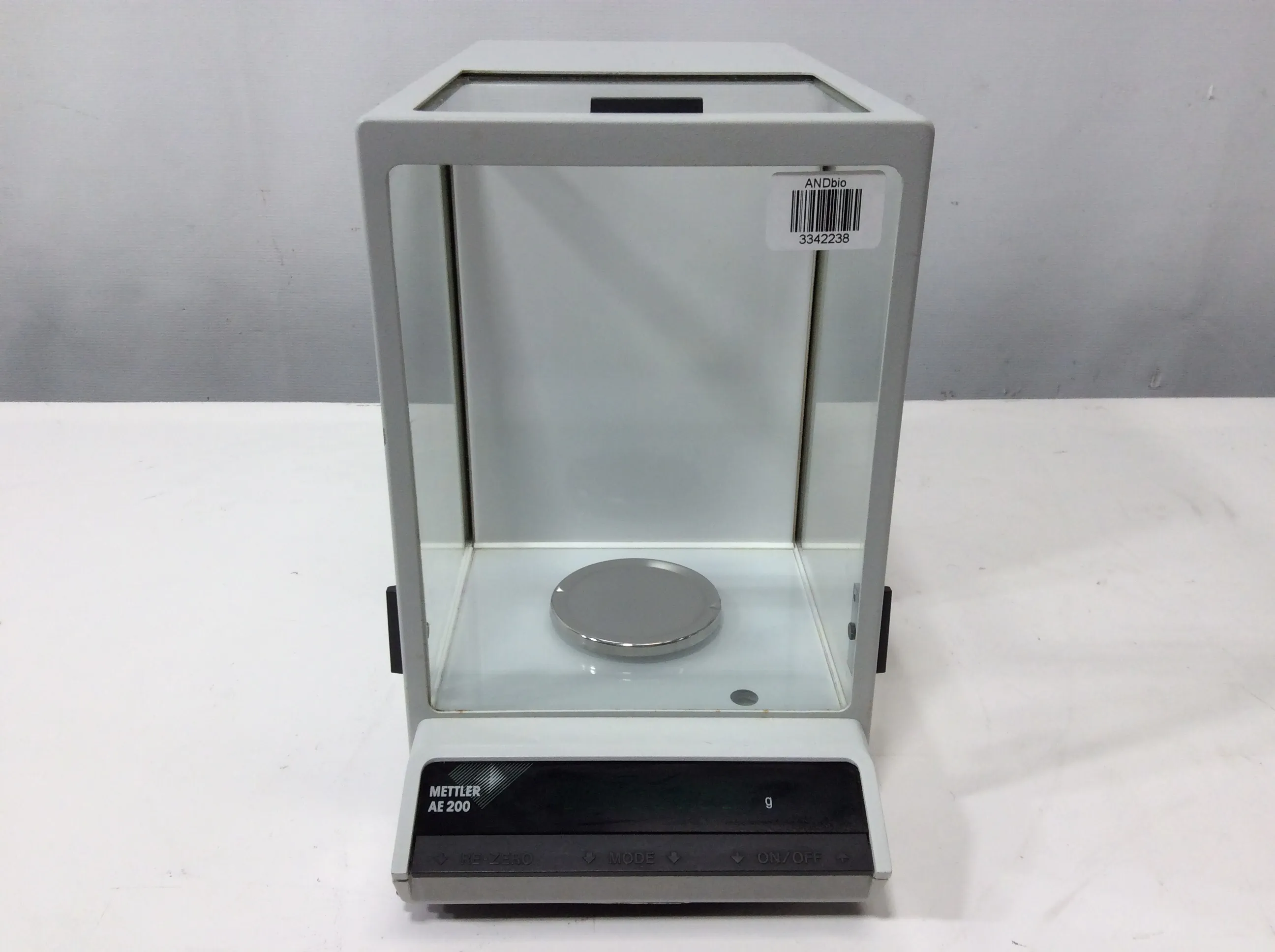 Mettler-Toledo AE200 Lab Scale - Bench Scale / Floor Scale