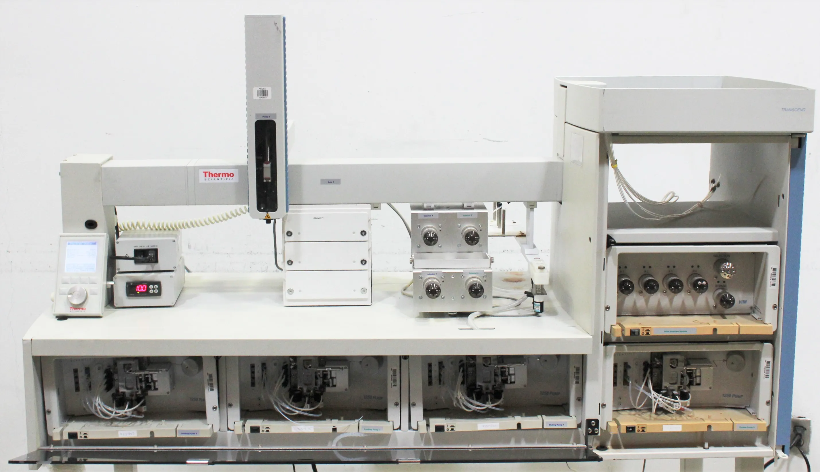 Thermo Fisher Transcend TLX-2 Auto Sampler HPLC System Mass Spectrometer