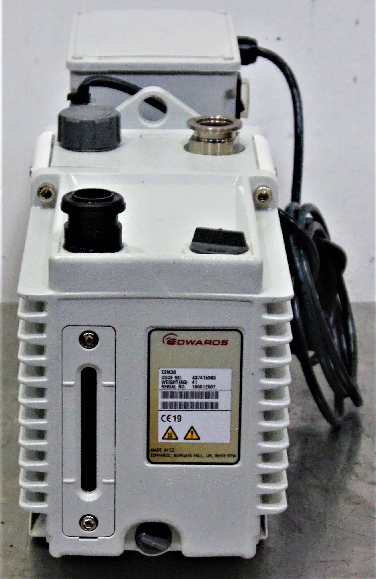 Edwards E2M30 Vacuum Pump 220V 50Hz/60Hz 30-Day Warranty