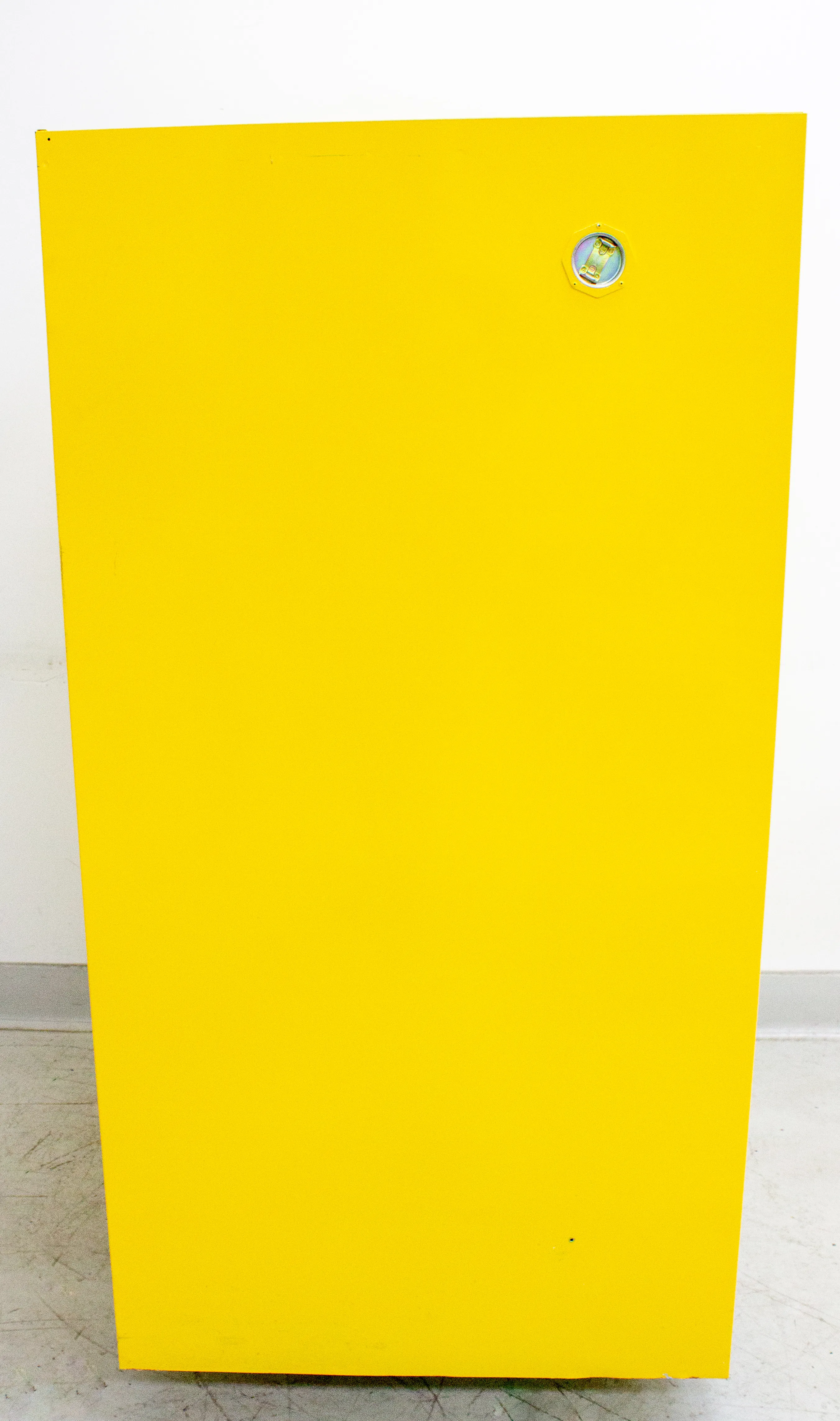 Uline Standard Flammable Storage Cabinet - Manual Doors, Yellow, 90 Gallon, H-2219M-Y by REUZEit