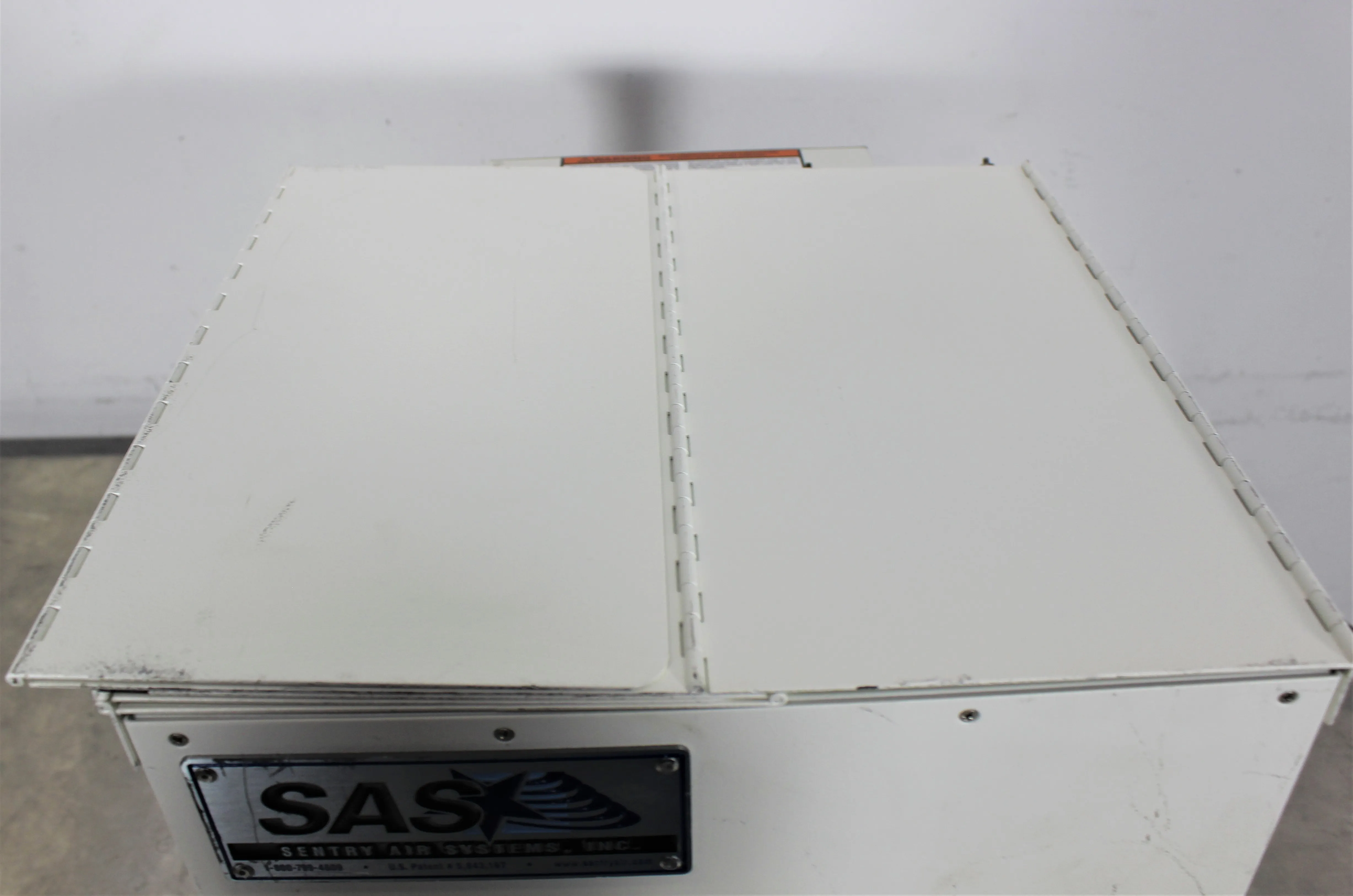 SAS Winged Sentry SS-300-WSL Benchtop Air Filtration System