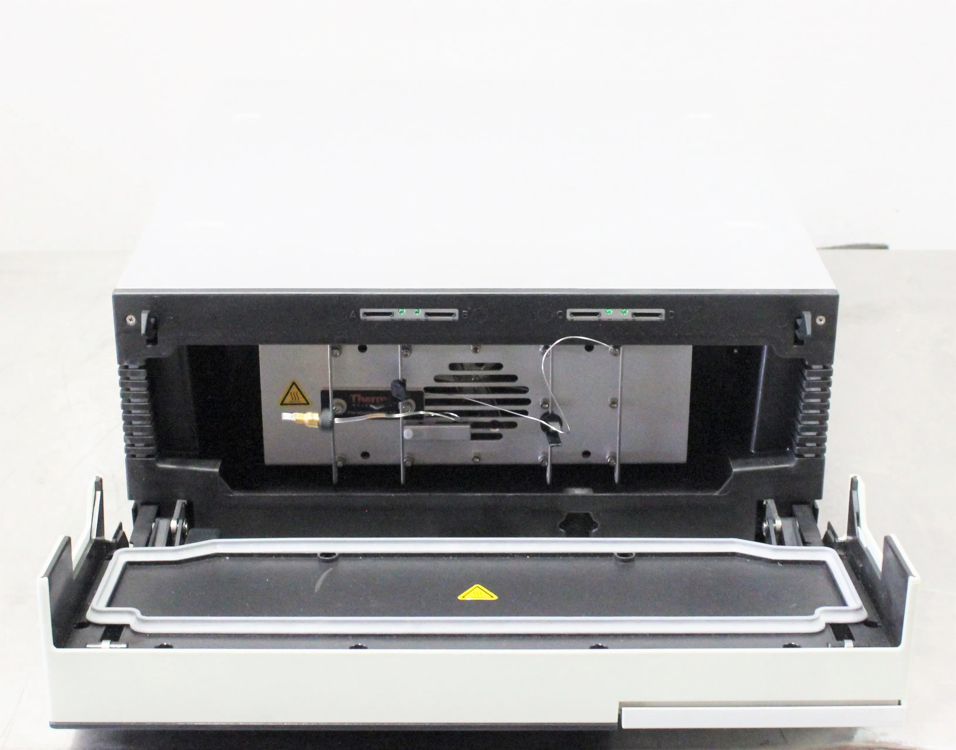 Dionex TCC-3000RS Rapid Separation Column Compartment for UltiMate 3000 RS Series HPLC System