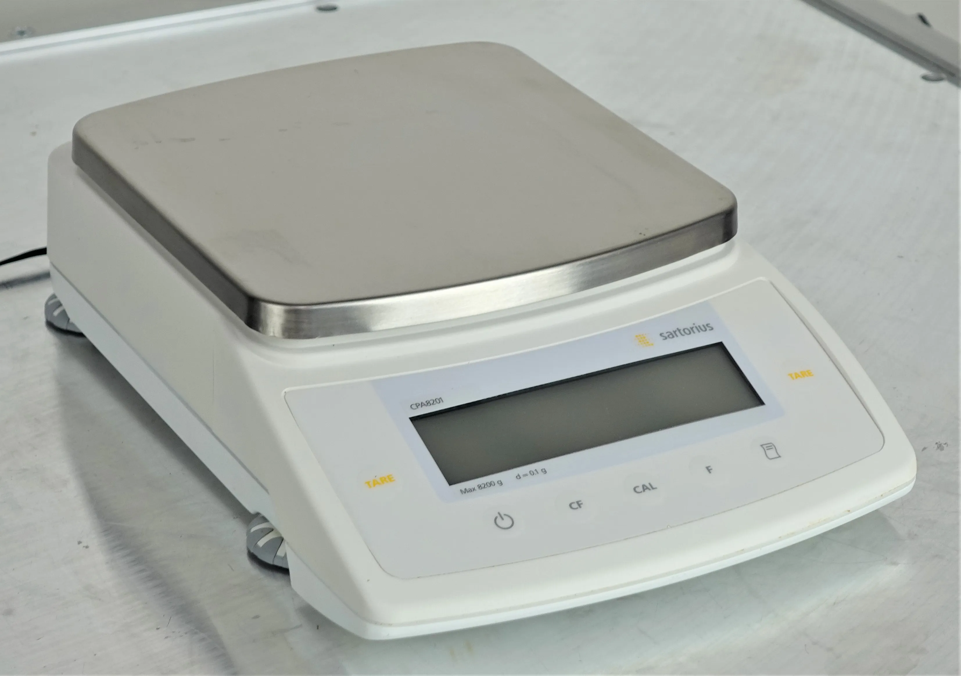 Sartorius CP Lab Bench Scale CPA8201 8200g 230v