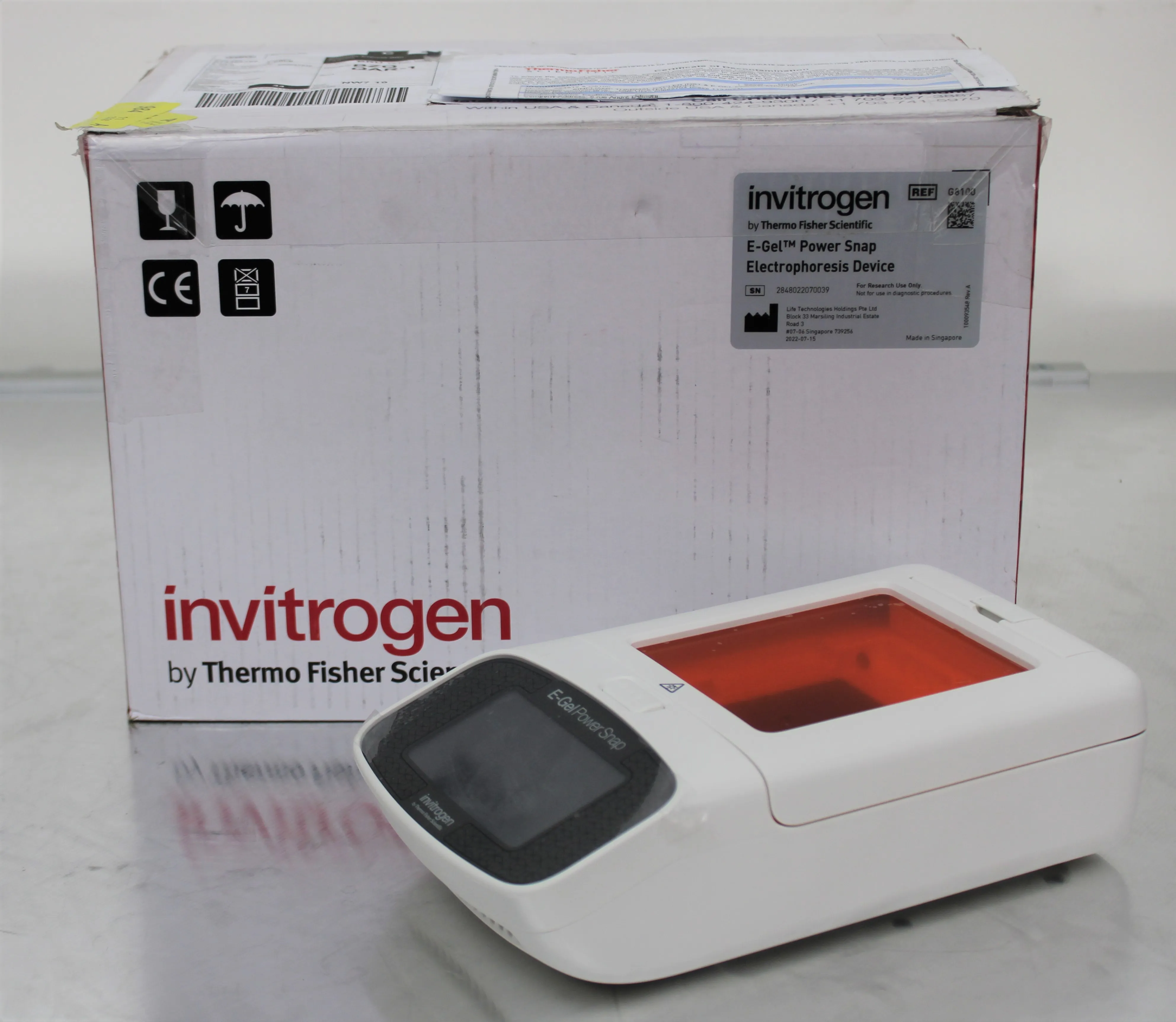 Invitrogen E-Gel Power Snap Electrophoresis Device G8100