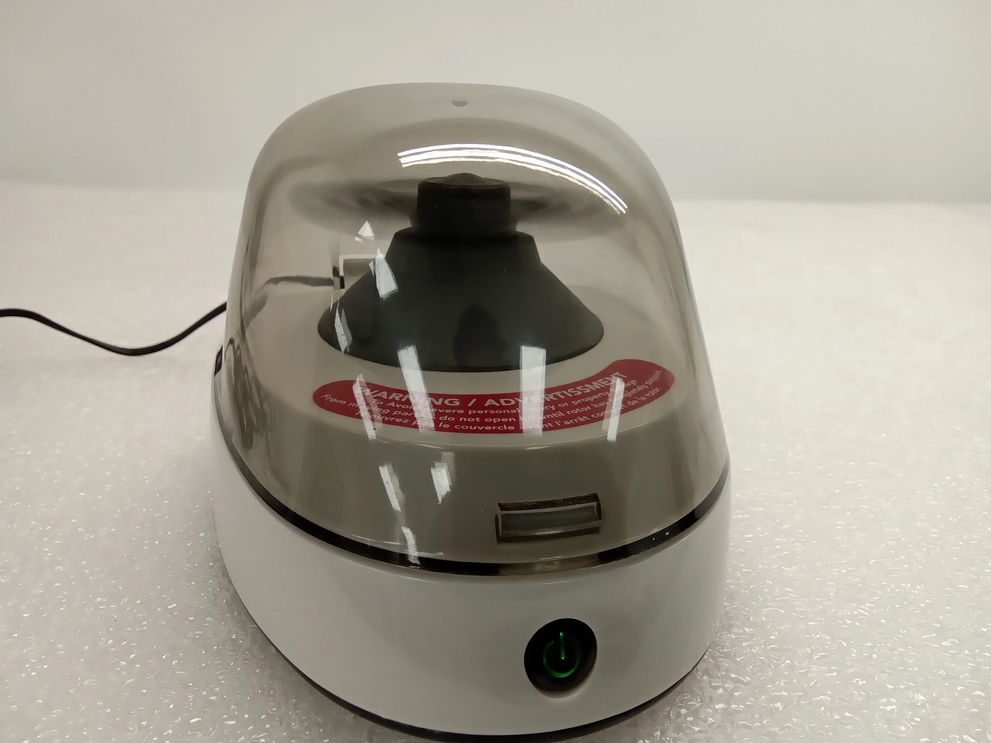 Thermo Fisher Fisherbrand Mini-Centrifuge 100-240V