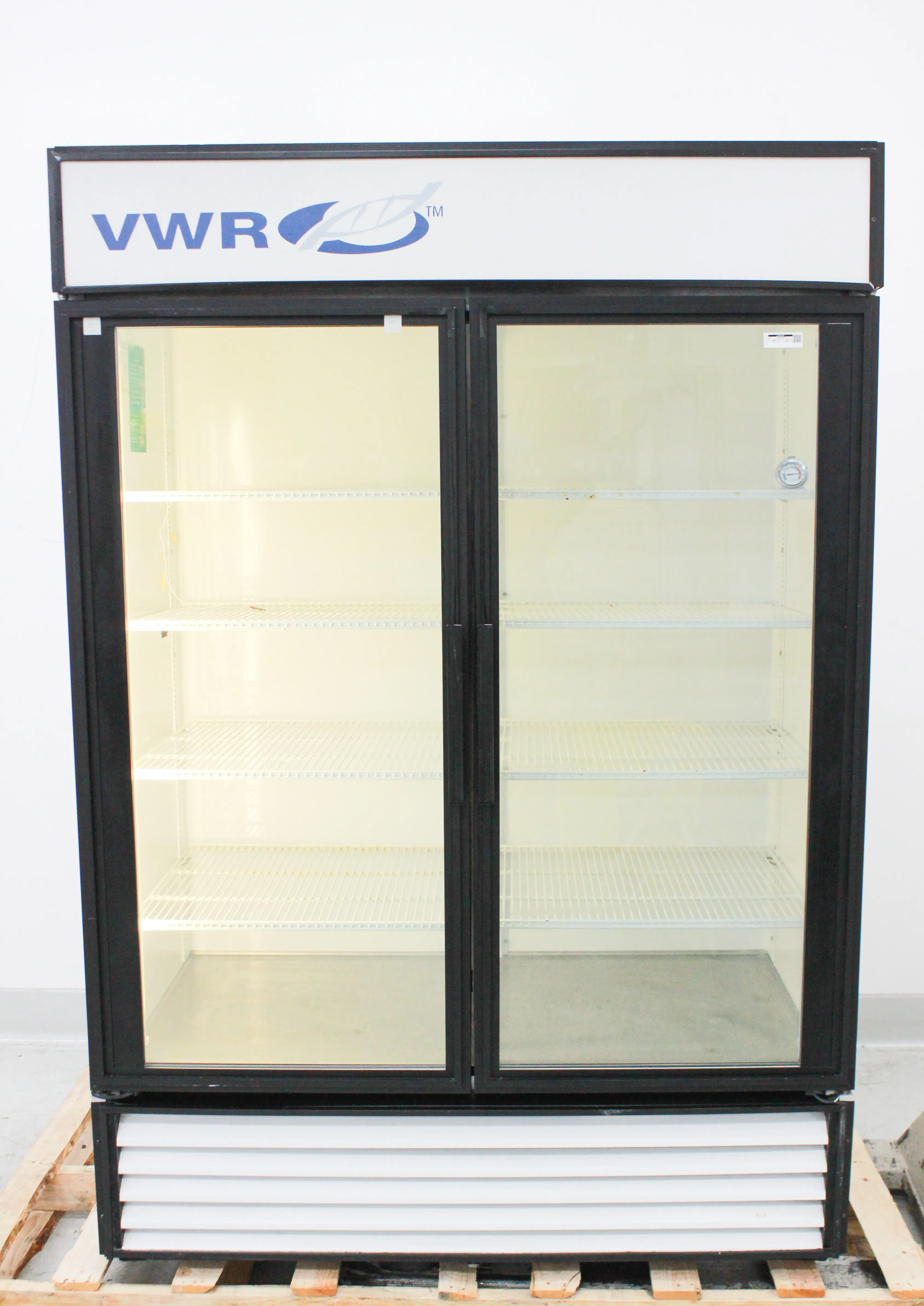 VWR True GDM-49 Glass Door Merchandiser Refrigerator 49 cubic foot Interior with 2 Glass Doors