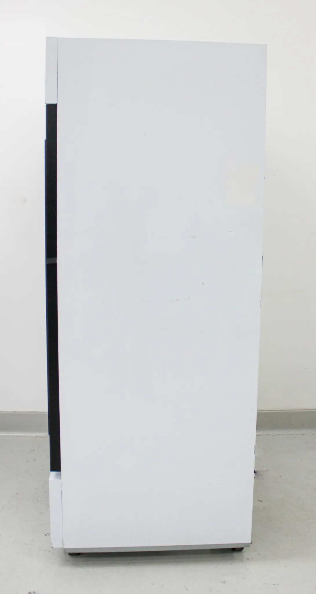 Fisher Scientific MR45PA-GAEE-FS lab Refrigerator 45 CU FT / 1275L - Used, 30-Day Warranty