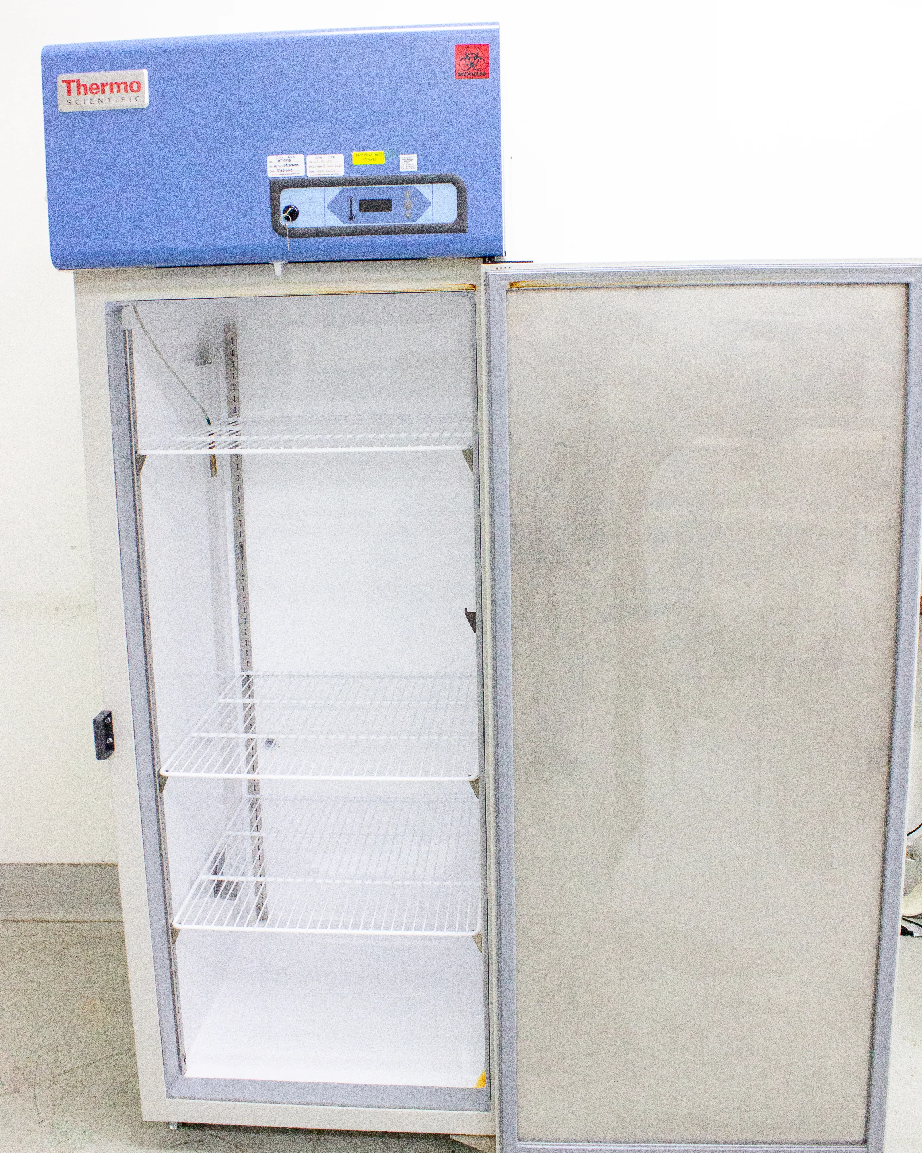 Thermo Scientific Revco -20C Lab Freezer 23.3 Cu. Ft., Upright UGL2320A