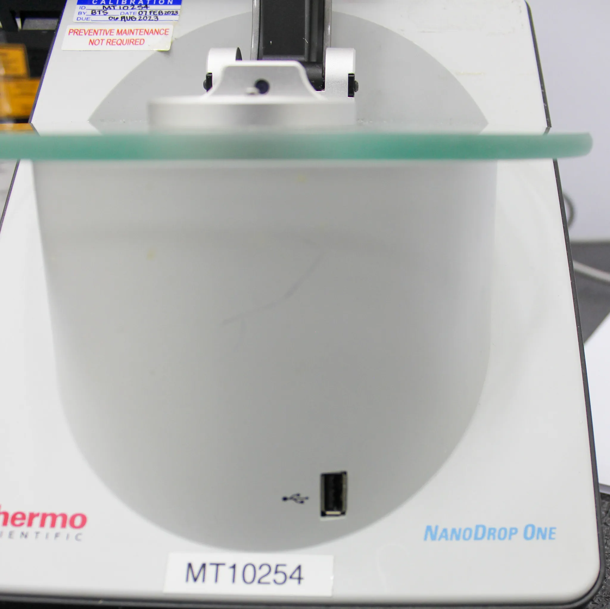 Thermo Scientific NanoDrop One Microvolume UV-Vis Spectrophotometer with Wi-Fi