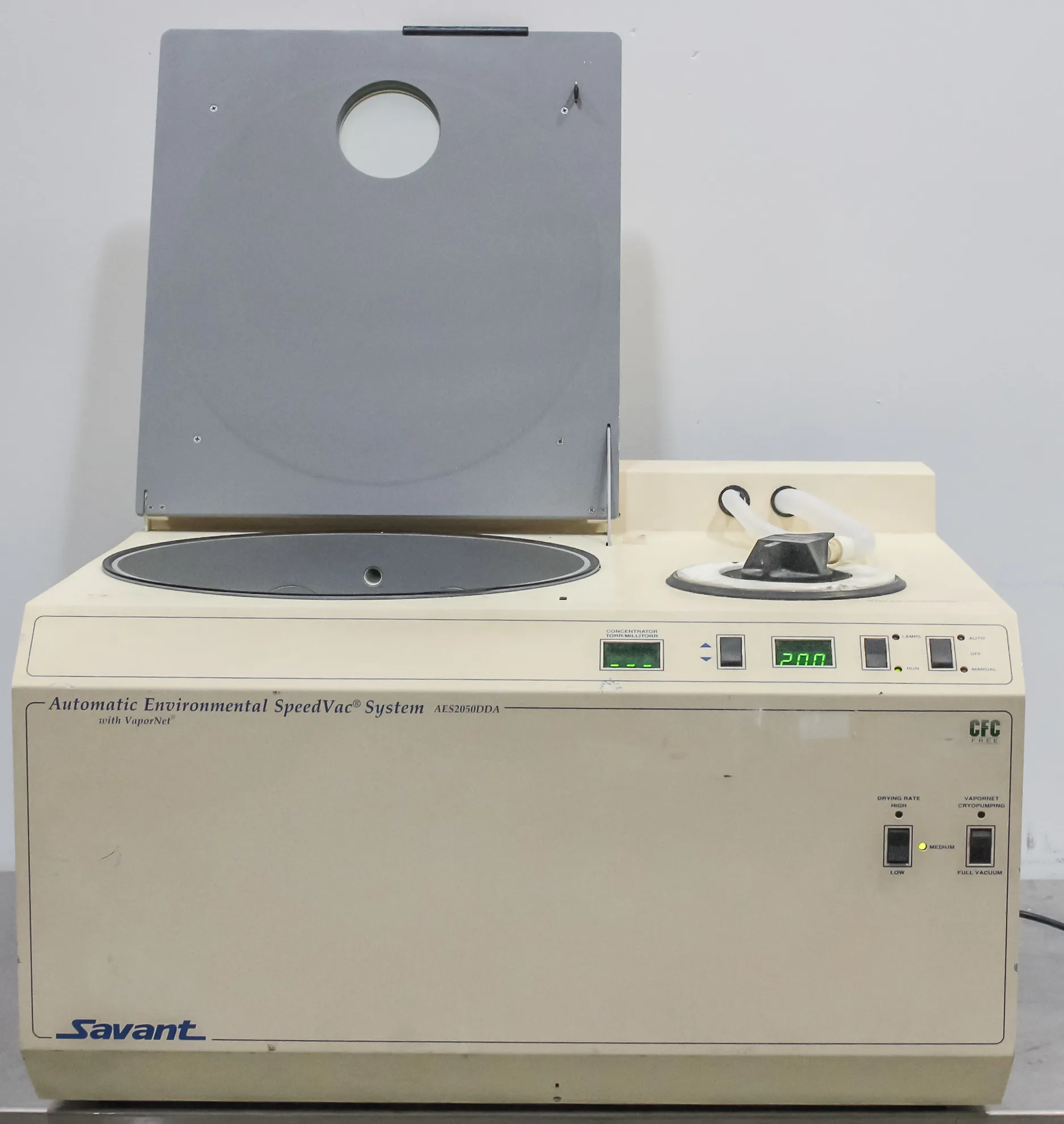 Savant AES2050DDA-220 Environmental SpeedVac with Vapornet - Used Lab Equipment