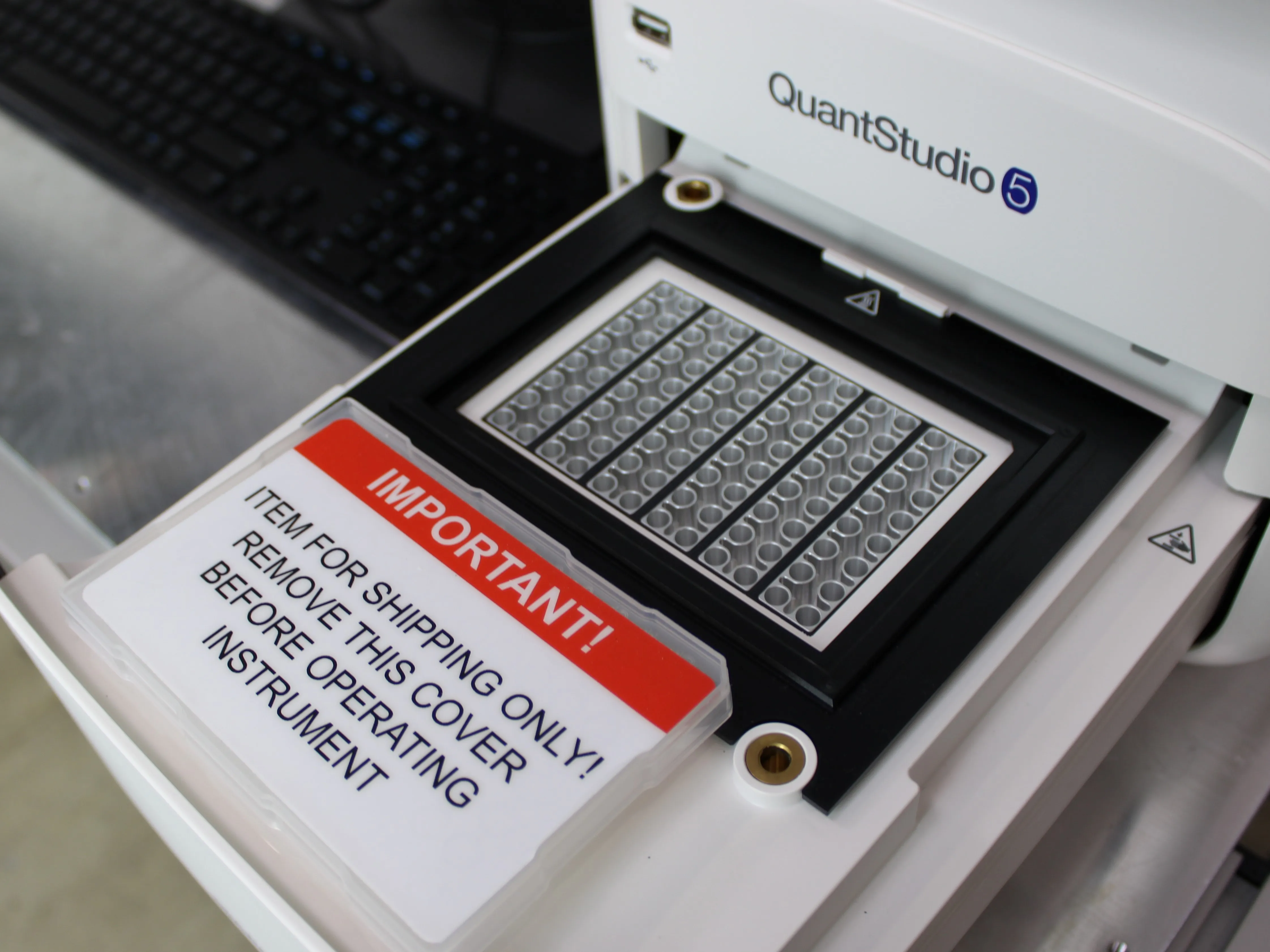 Applied Biosystems QuantStudio 5- Real Time PCR 96-well 0.2 mL REF A28134 + PC