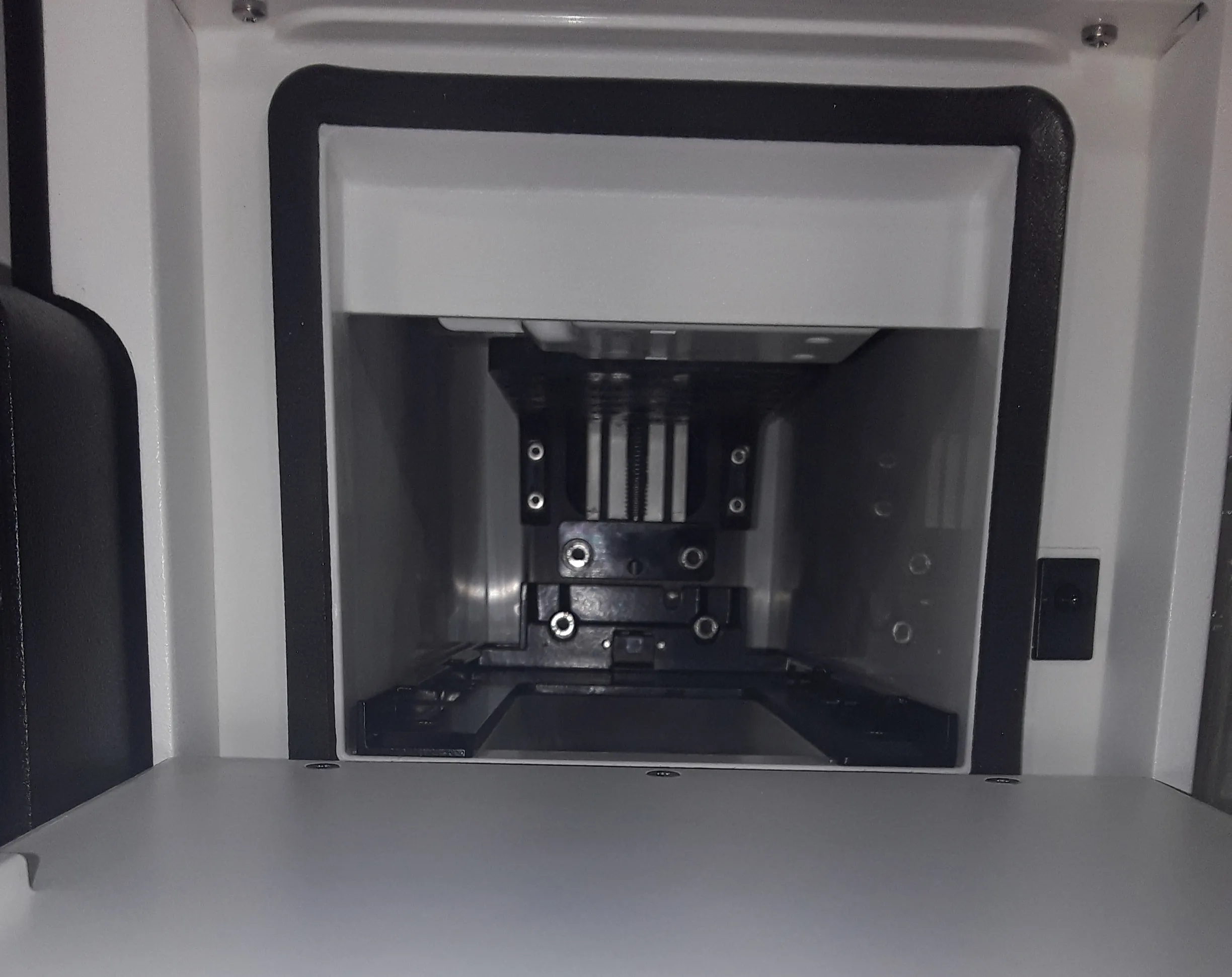 Illumina MiSeq System DNA Sequencer SY-410-1003