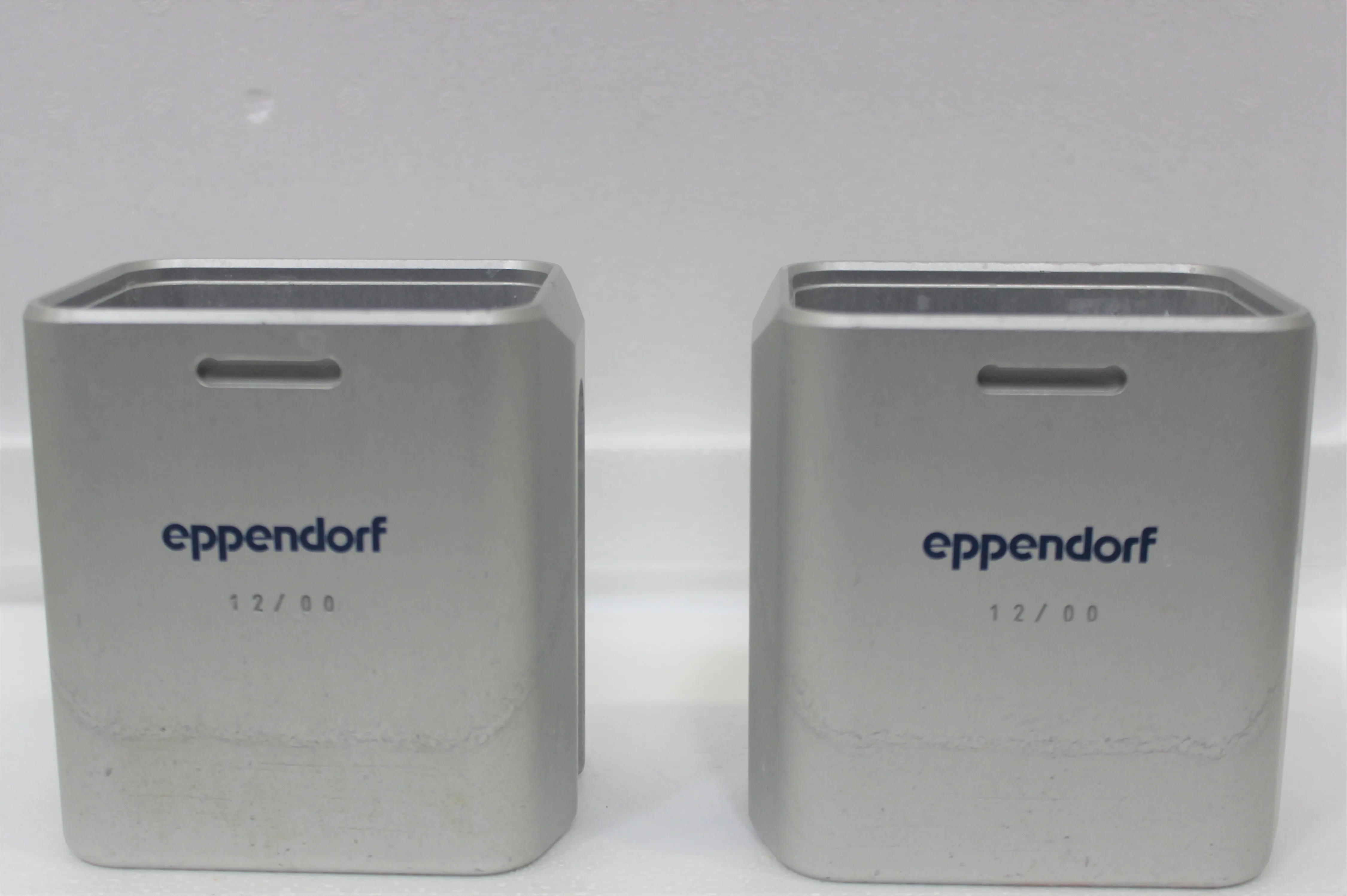 Eppendorf 5810 Centrifuge Buckets PK/2 & Tube Slot Adapter for 250 mL PK/2