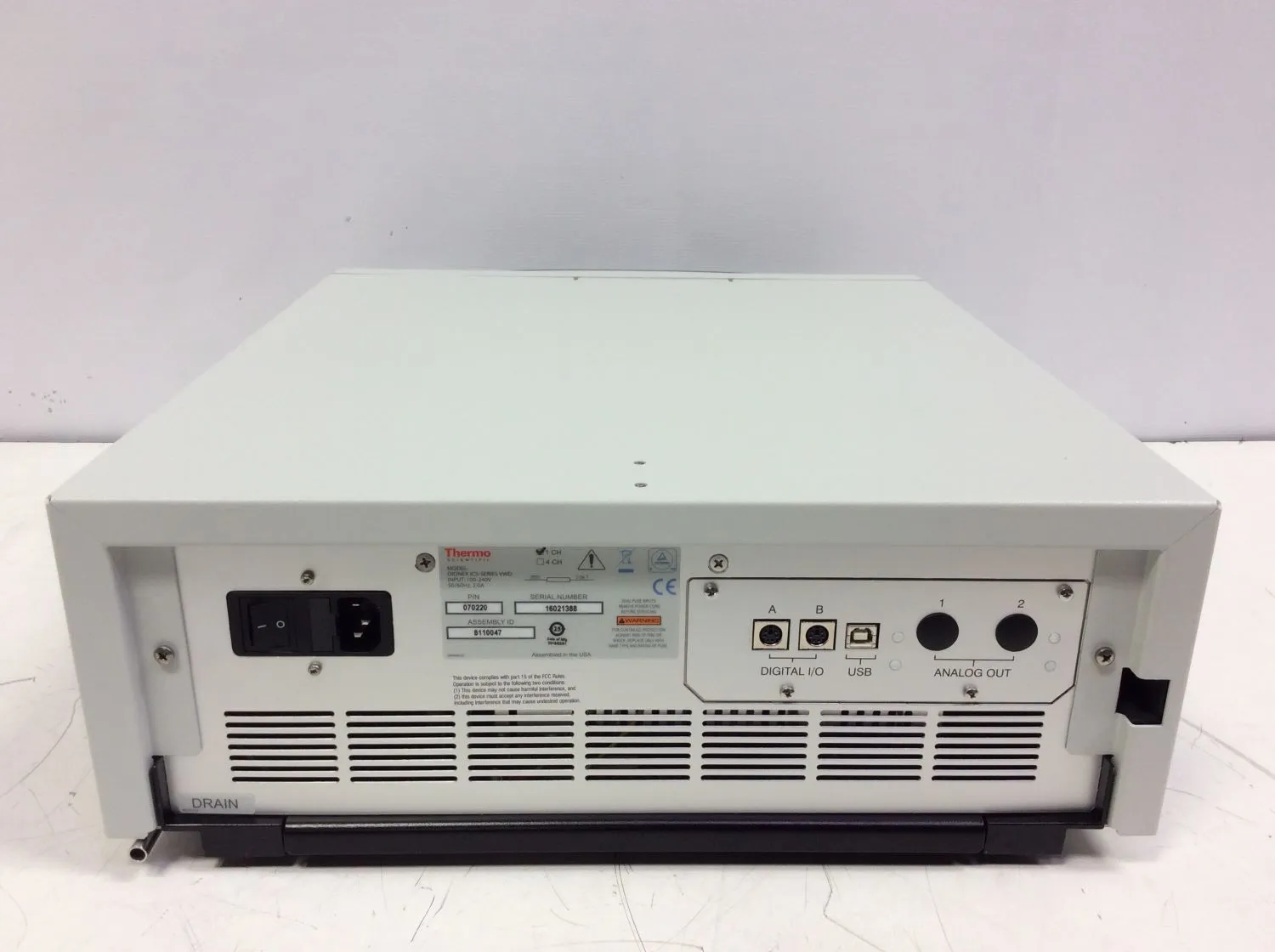 Thermo Scientific Dionex ICS-Series VWD Variable Wavelength Detector