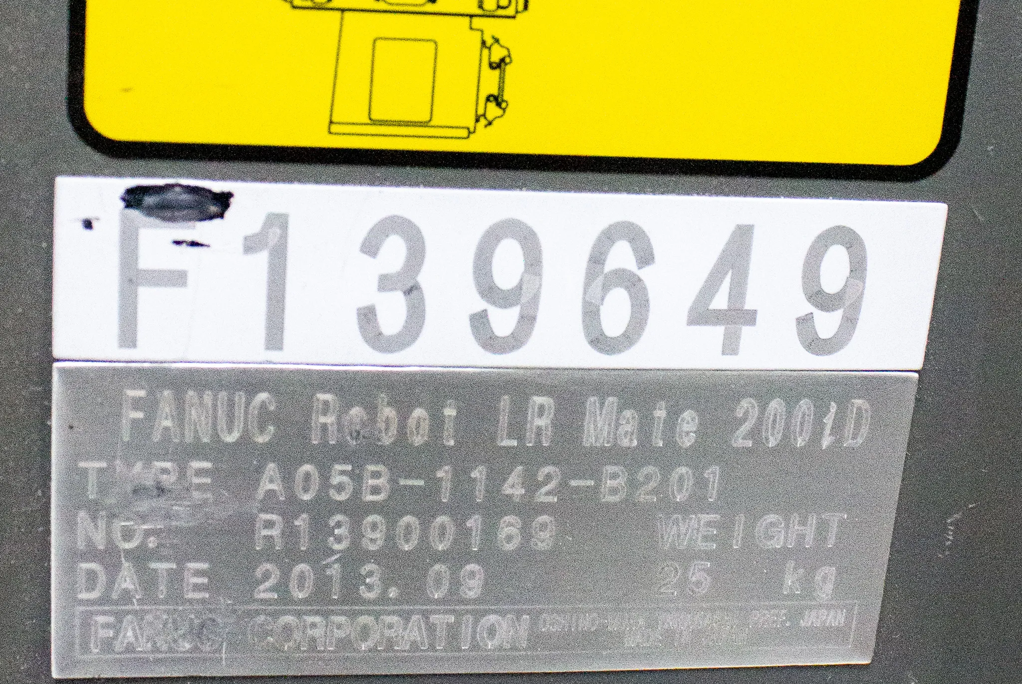 Used Fanuc Robot Arm LR Mate 200iD & R-30iB Mate Controller