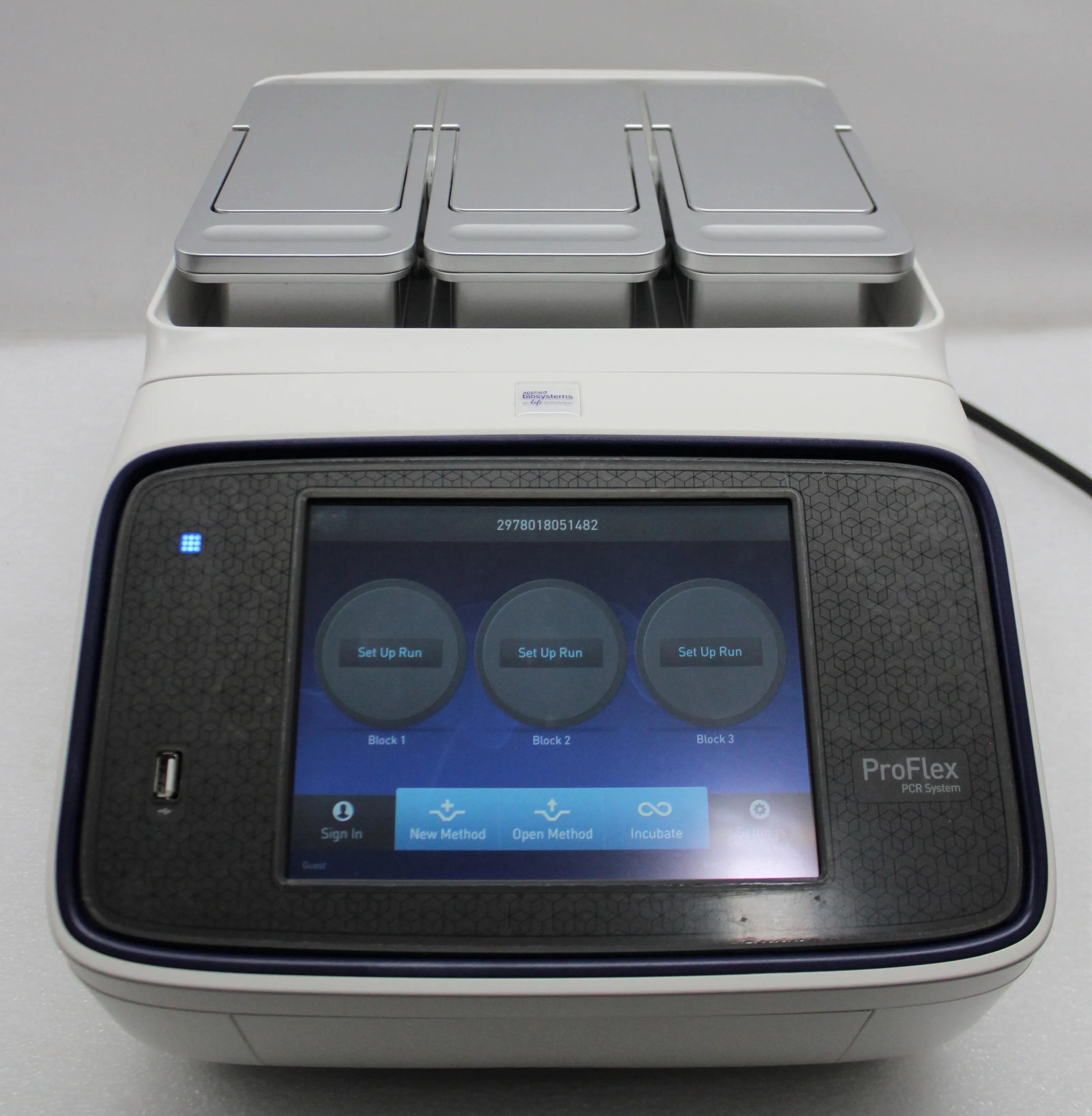 Applied Biosystems ProFlex 96-Well PCR System 4483636R