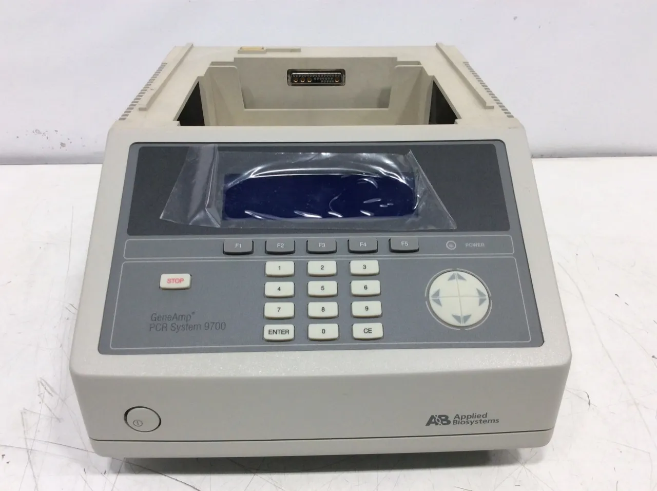 Applied Biosystems GeneAmp PCR System 9700 96-well Thermal Cycler