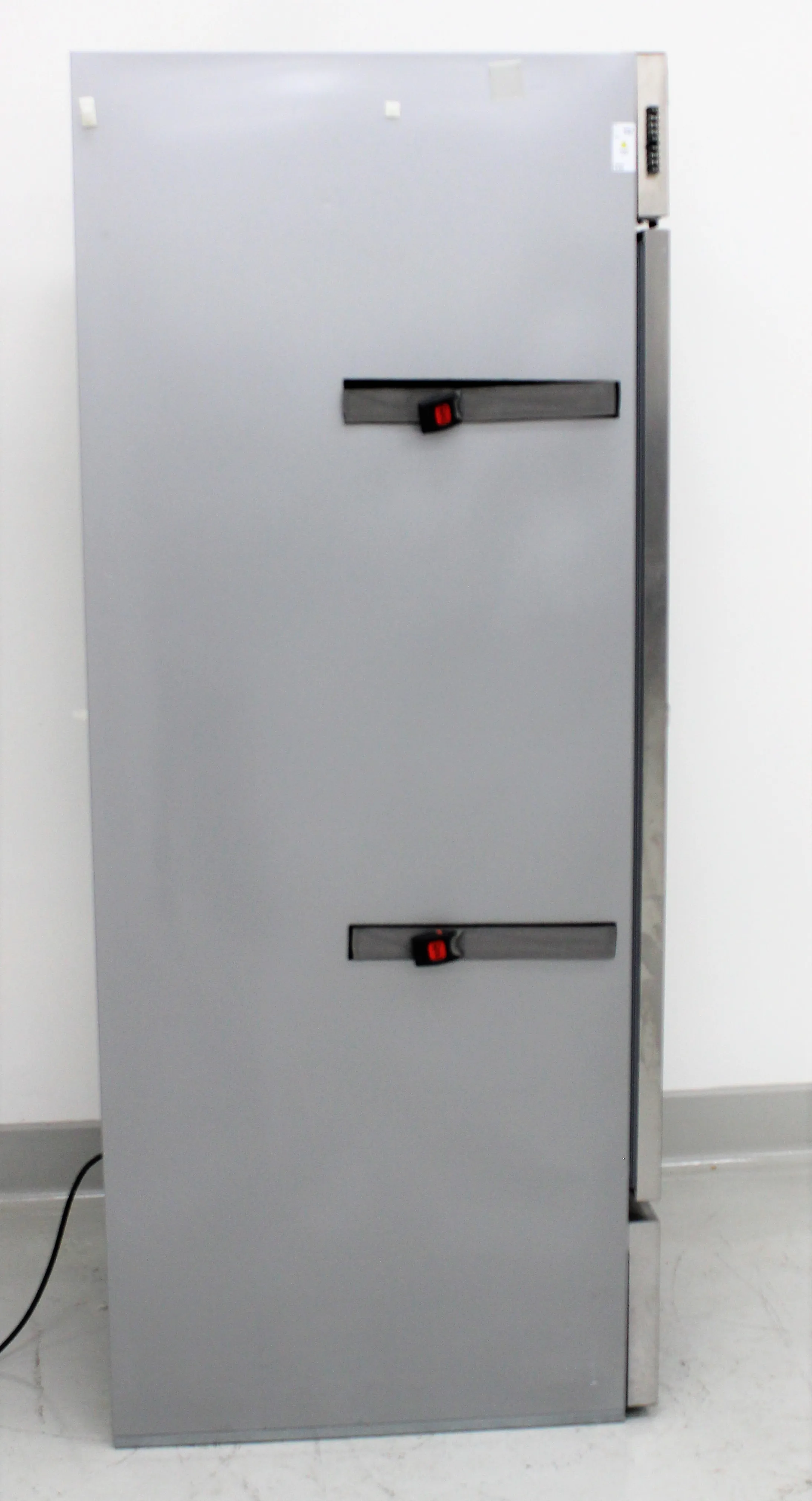 Thermo Scientific MR25SS-SAEE-TS Laboratory Refrigerator