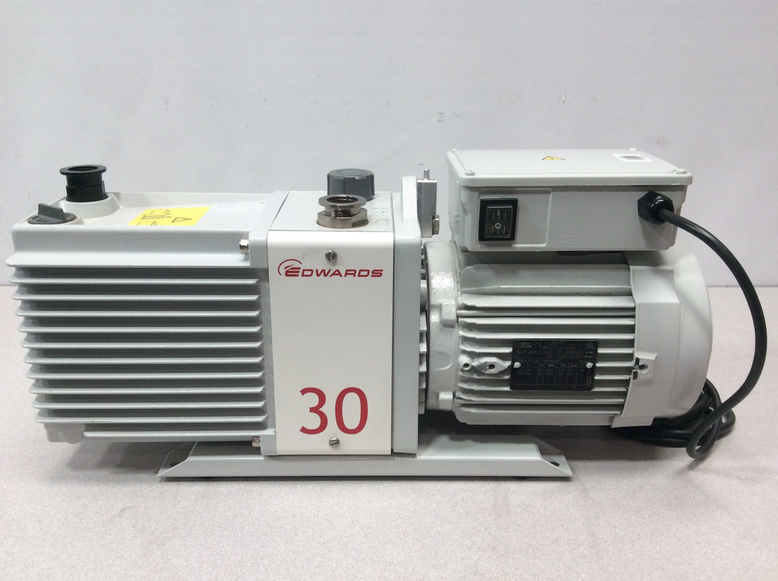 Edwards E2M30 Vacuum Pump