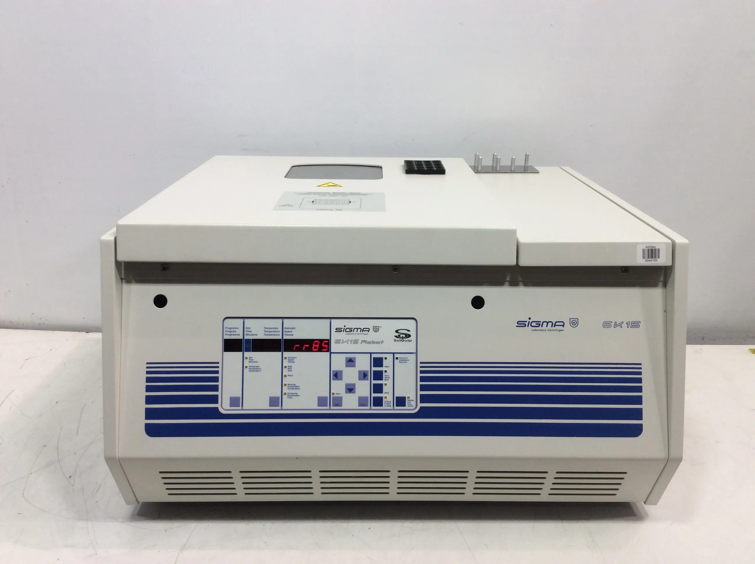 Sigma 6K15 Robot Benchtop Centrifuge