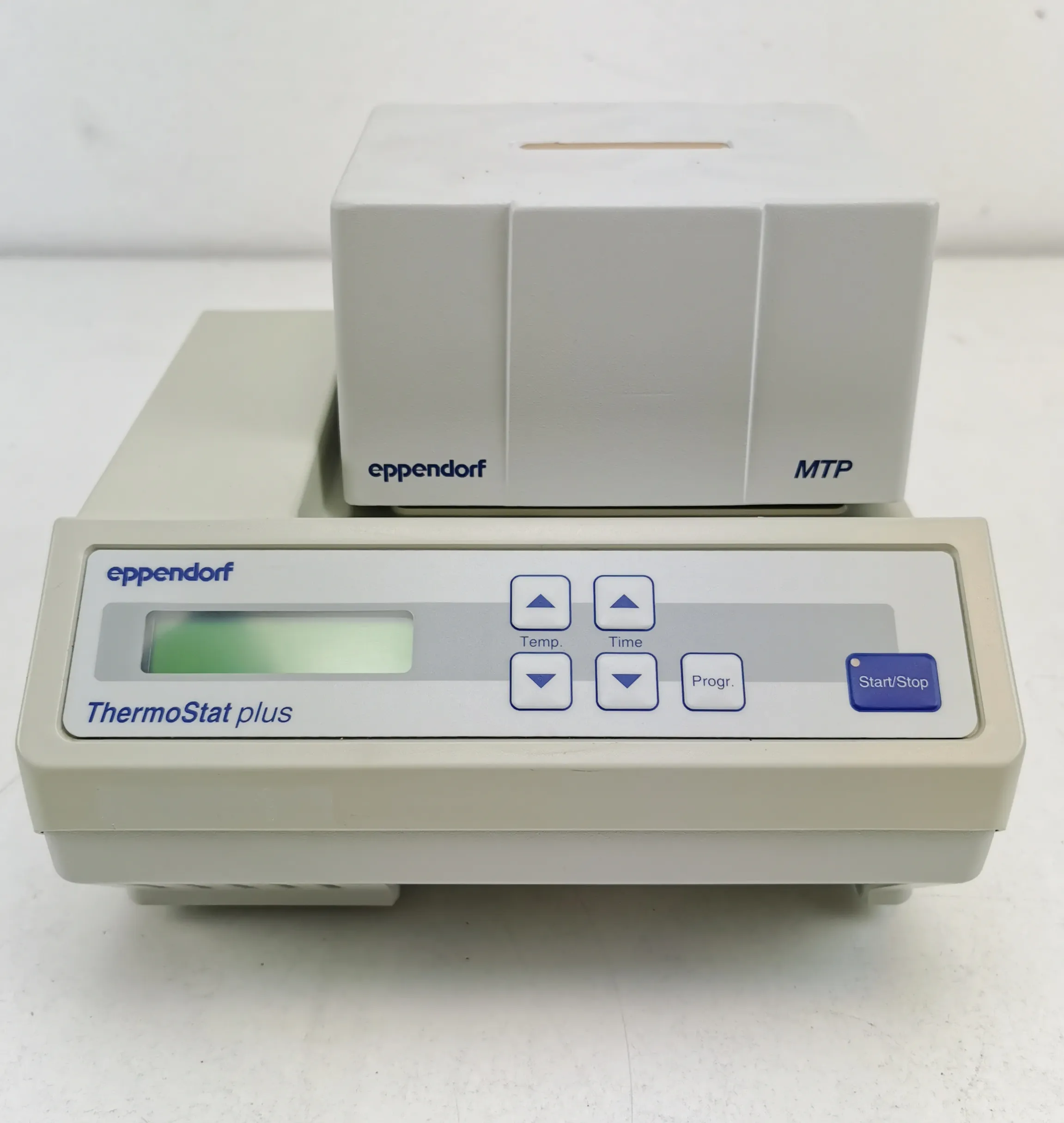 Eppendorf ThermoStat Plus Benchtop Hot Plate Laboratory Equipment