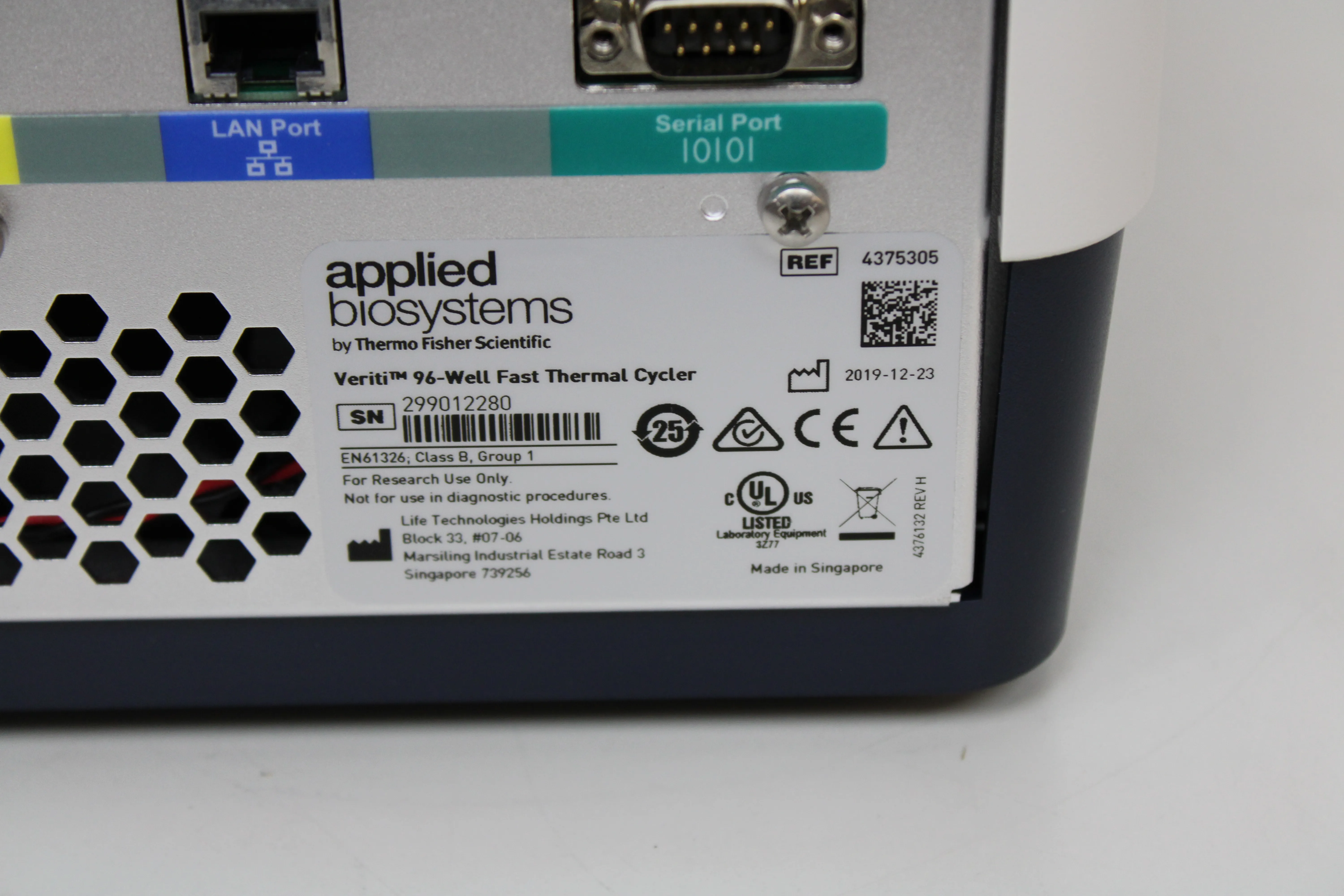 Applied Biosystems Veriti 96-Well Fast Thermal Cycler 4375305