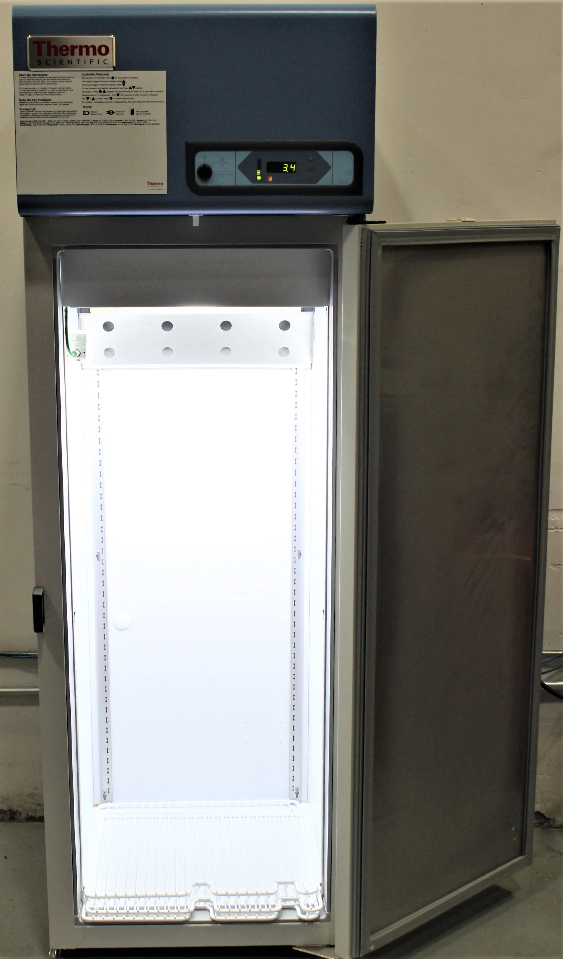 Thermo Scientific Revco REL1204A Laboratory Refrigerator 11.5 CU FT 120V/220V