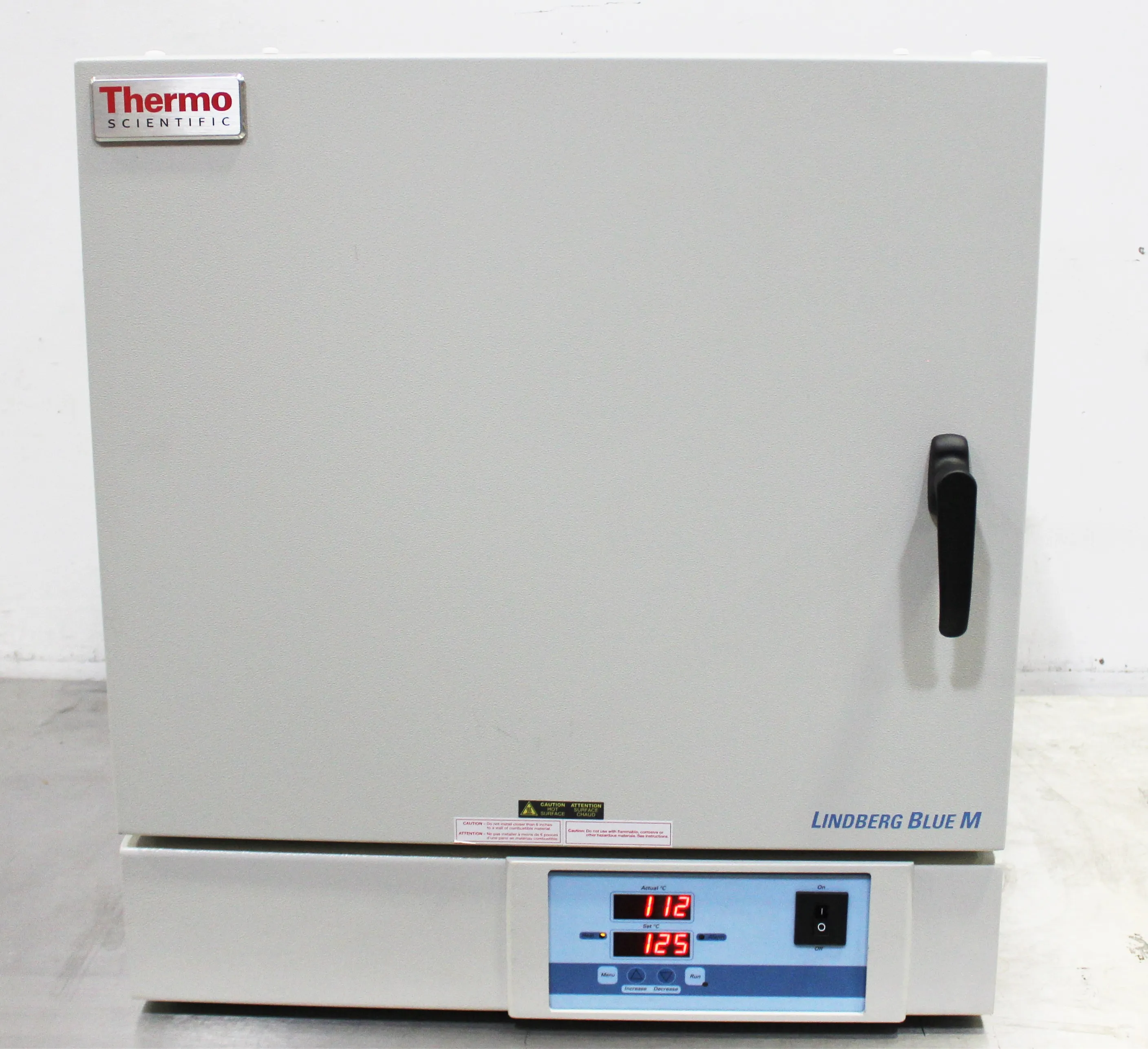 Thermo Scientific OV800F Lindberg Blue M Laboratory Oven Temperature Control 50-325C 2.53 Cu Ft