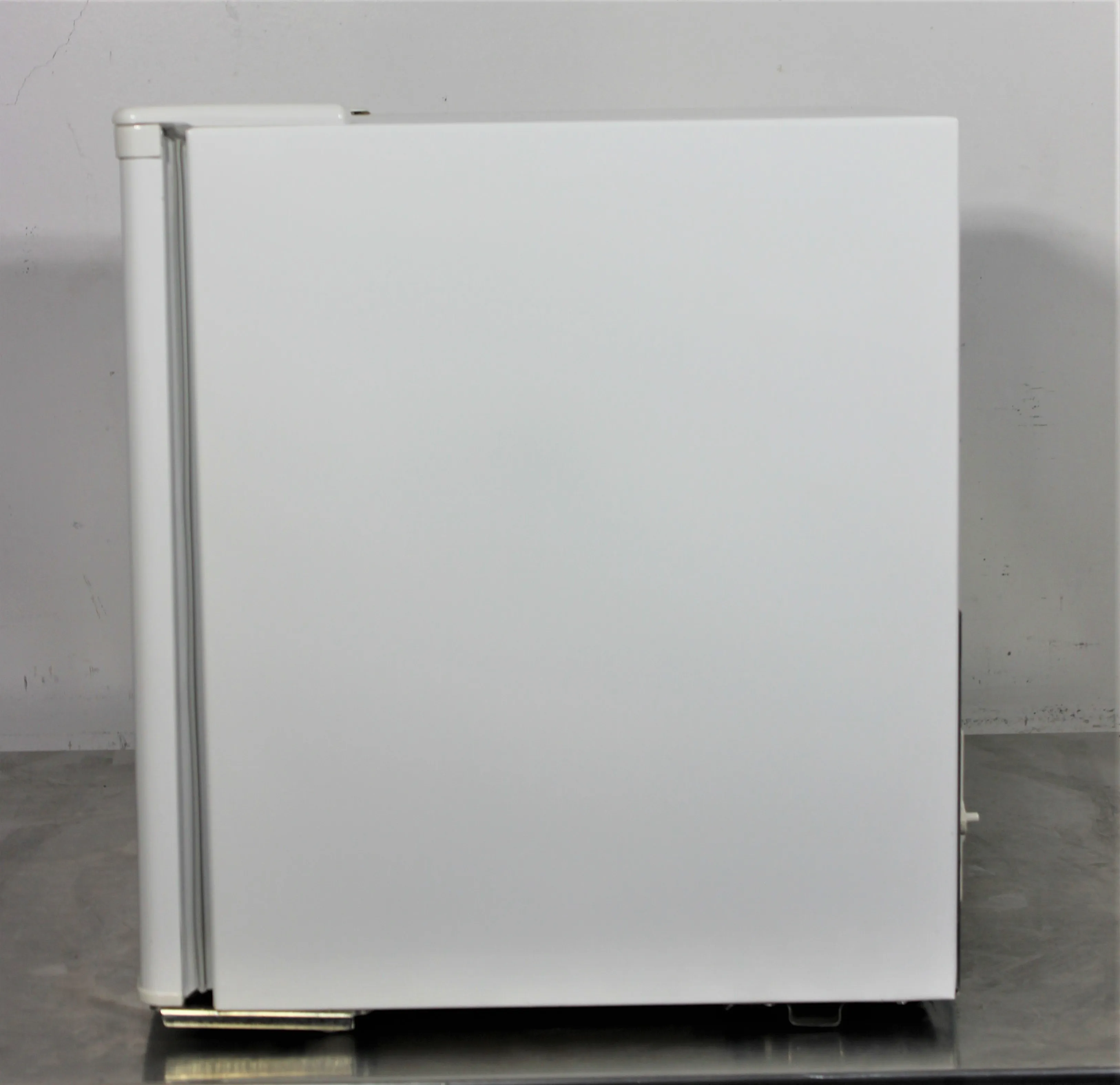 Thermo Scientific 02LREETSA Laboratory Refrigerator/Freezer Combo