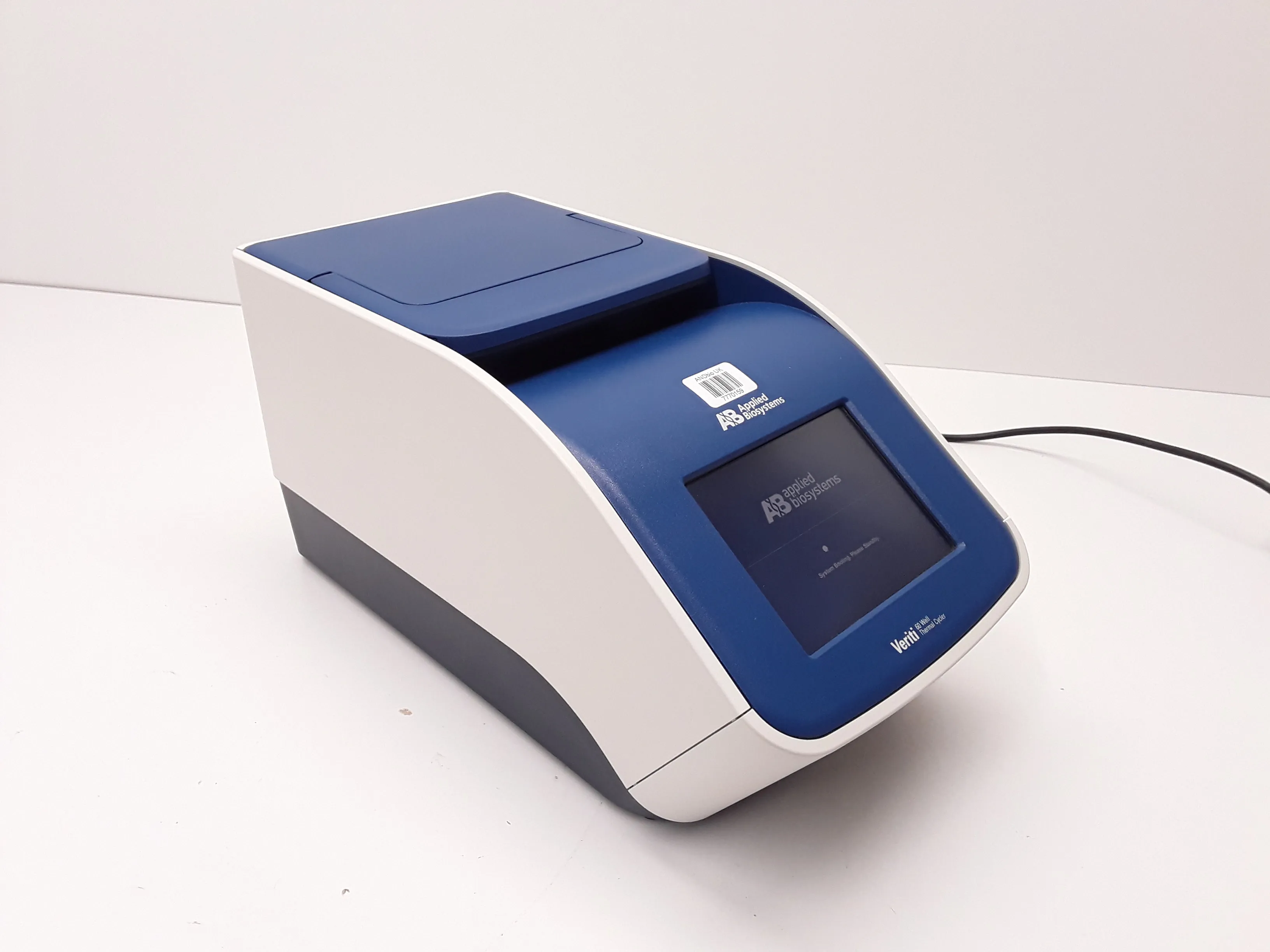 Applied Biosystems ABI Veriti 60 Well Thermal Cycler, Model 9904