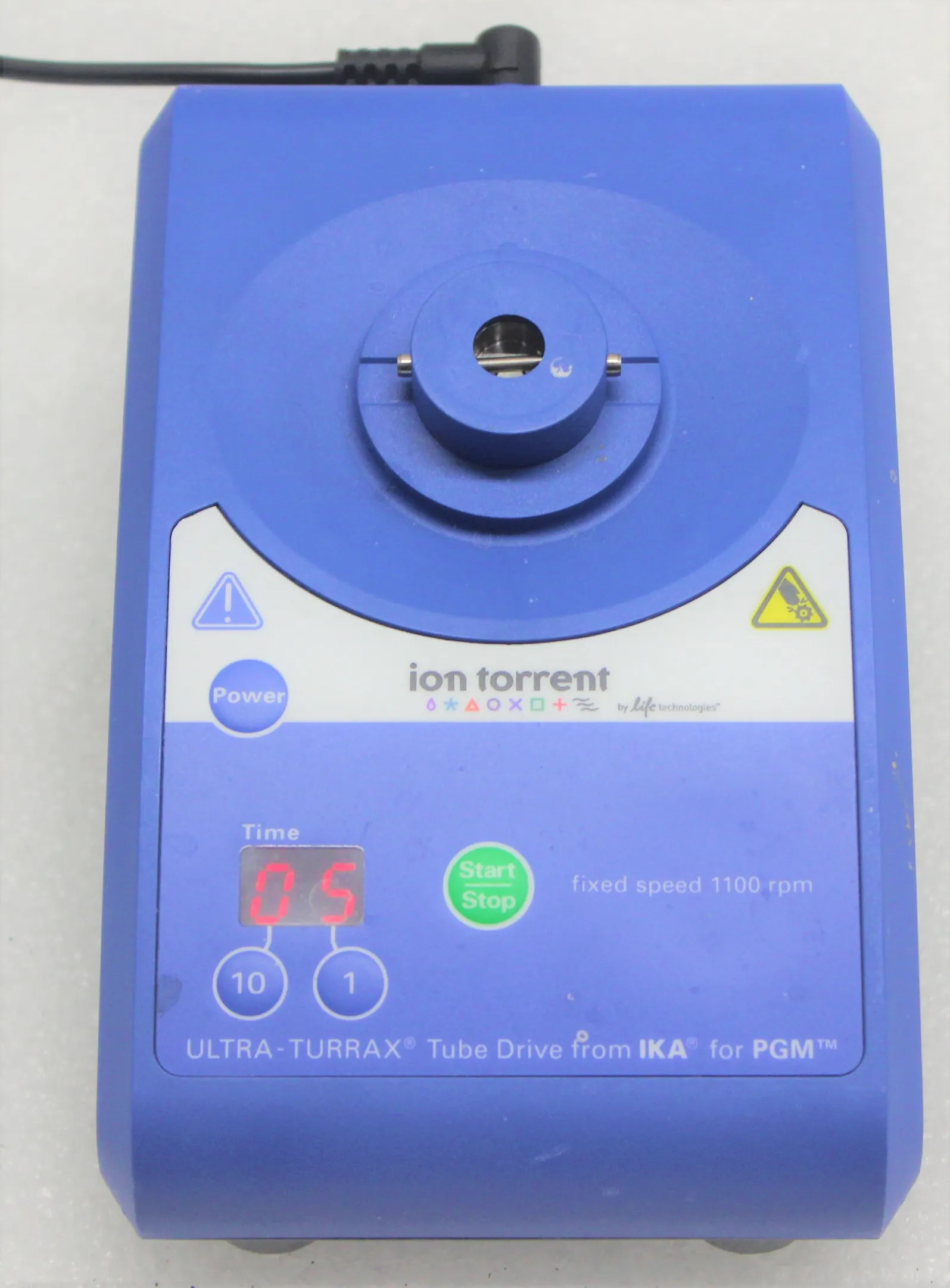 IKA UT TD C Universal Disposable Disperser System