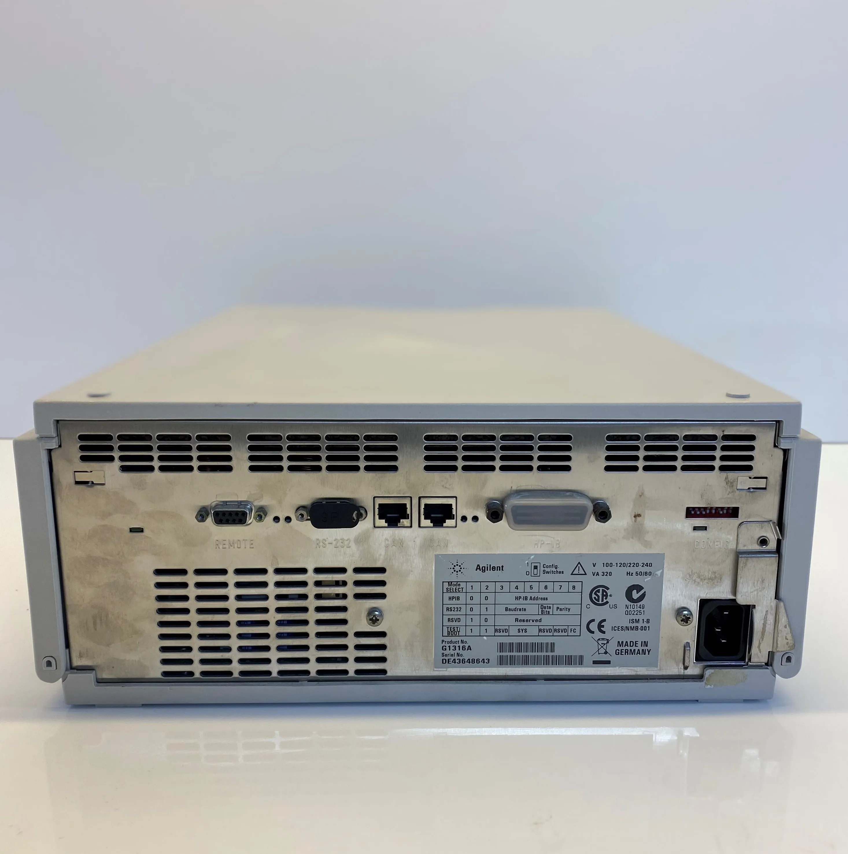 Agilent 1100 Series G1316A COLCOM Column Compartment