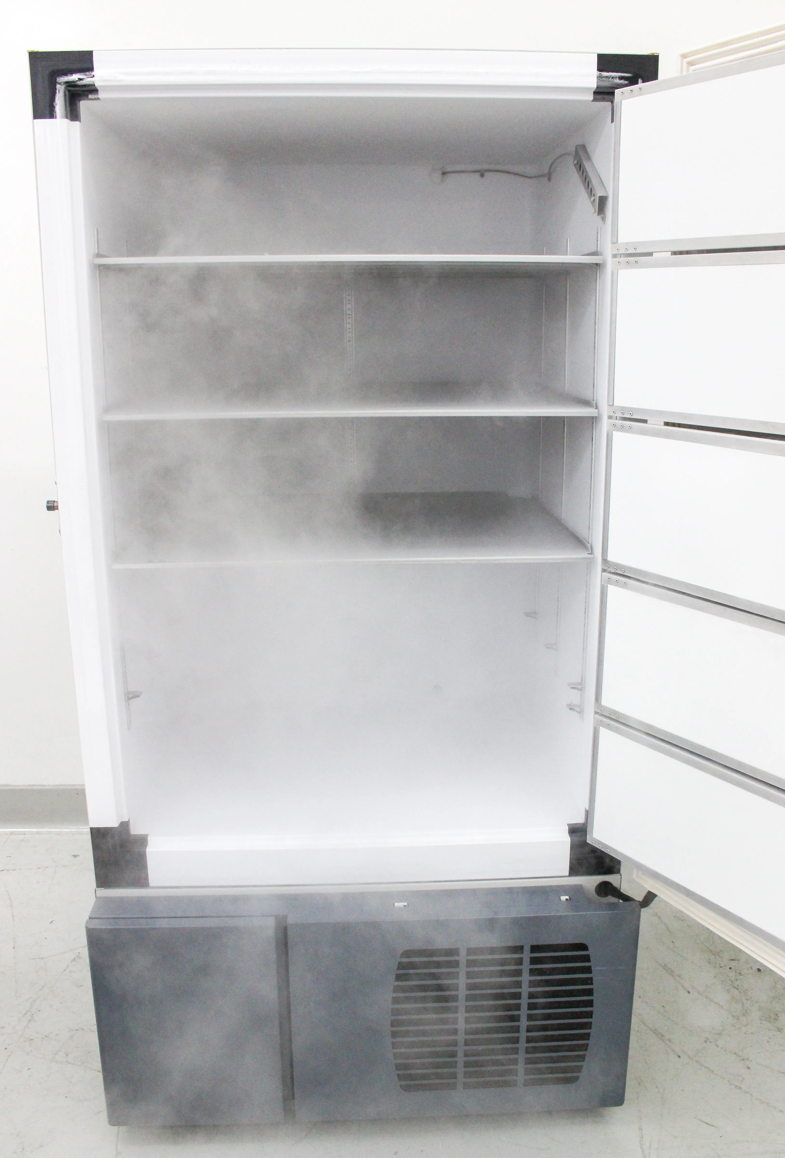 Thermo Scientific Revco UXF -80c Ultra Low Temperature Freezer UXF60086D63