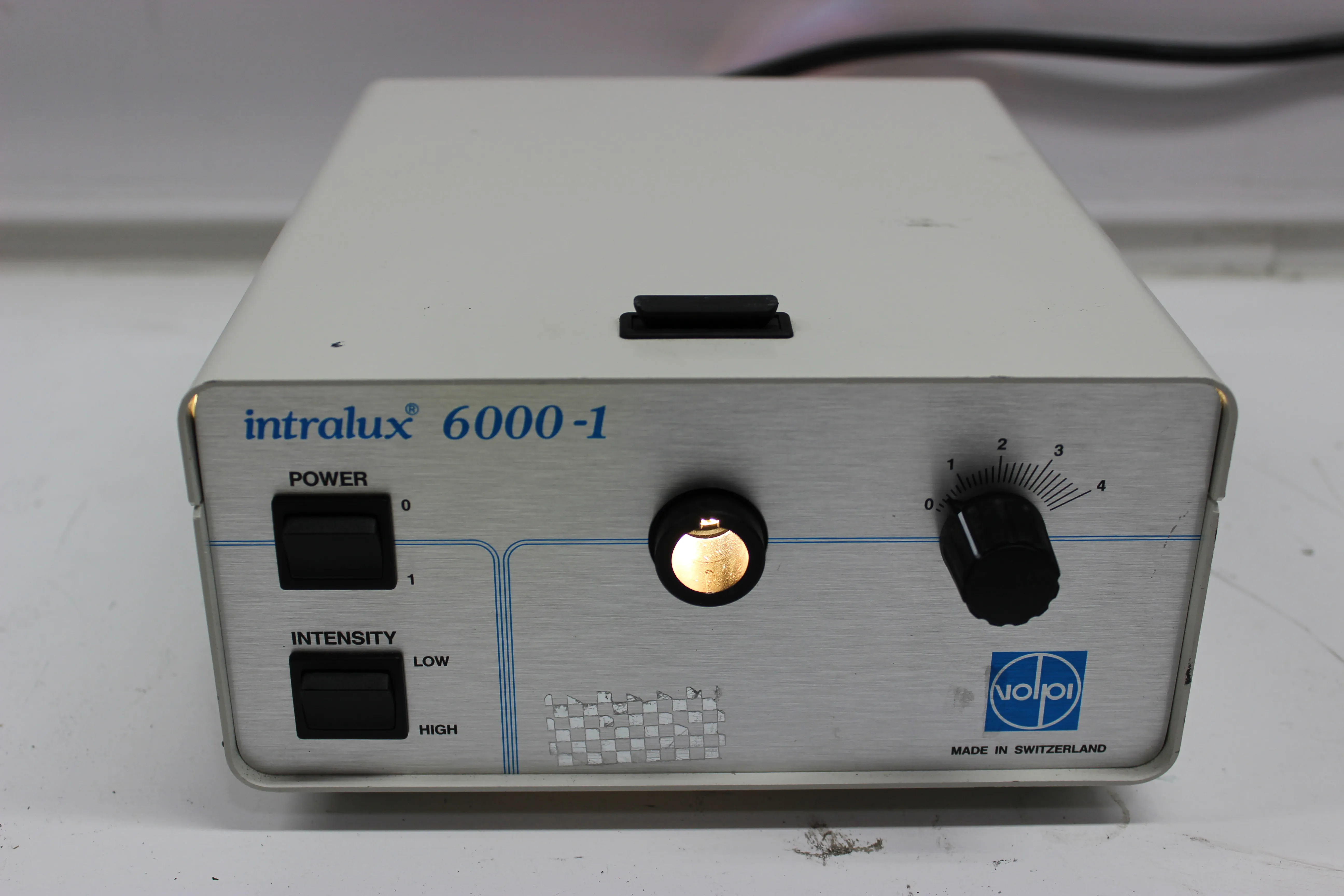 Volpi Intralux 6000-1 Light Source 10257 Fiber Optic Illuminator