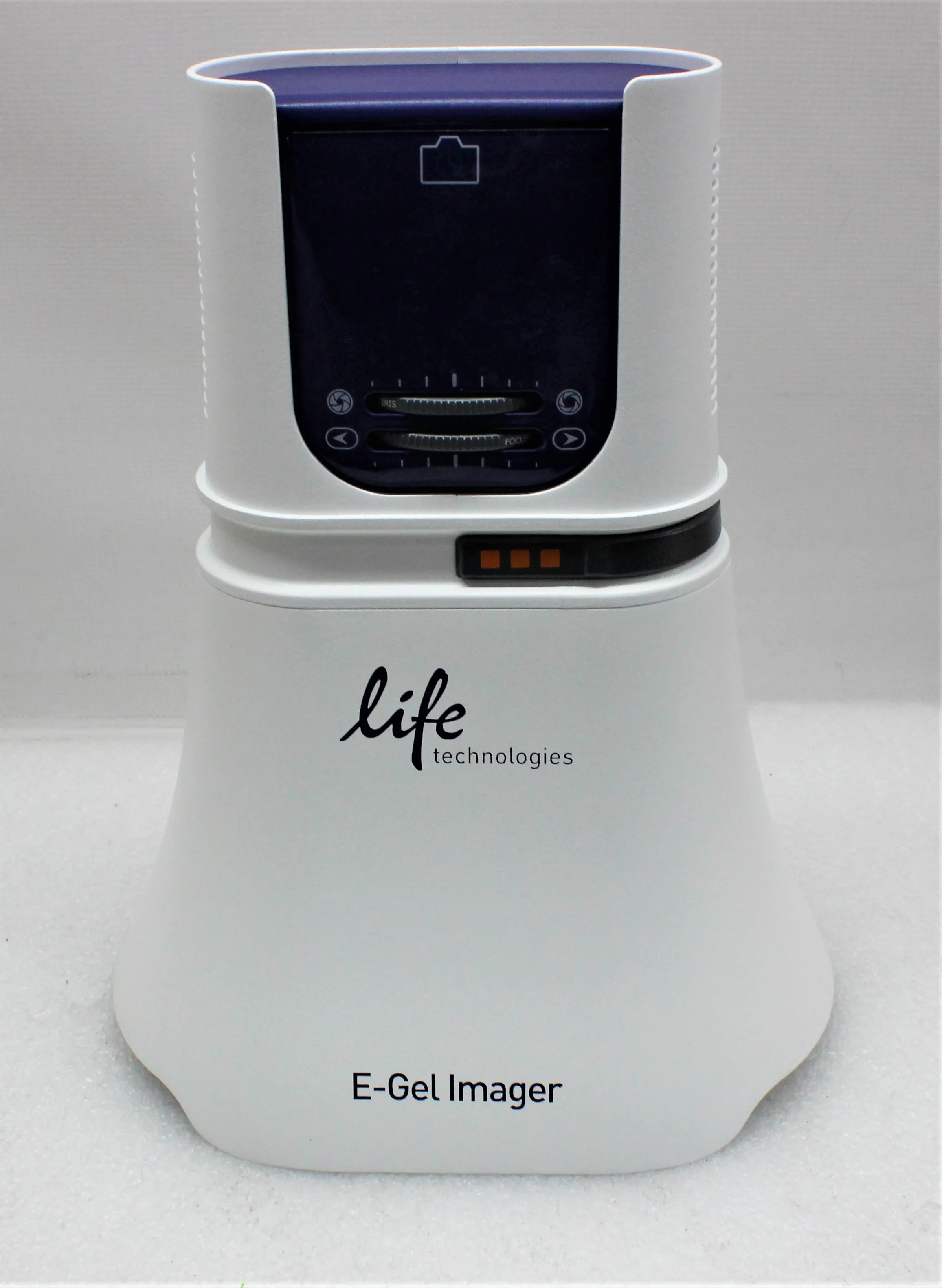 Life Technologies 4466601 E-Gel Imager with High-Resolution Digital Camera and WesternBlot Detection Kit