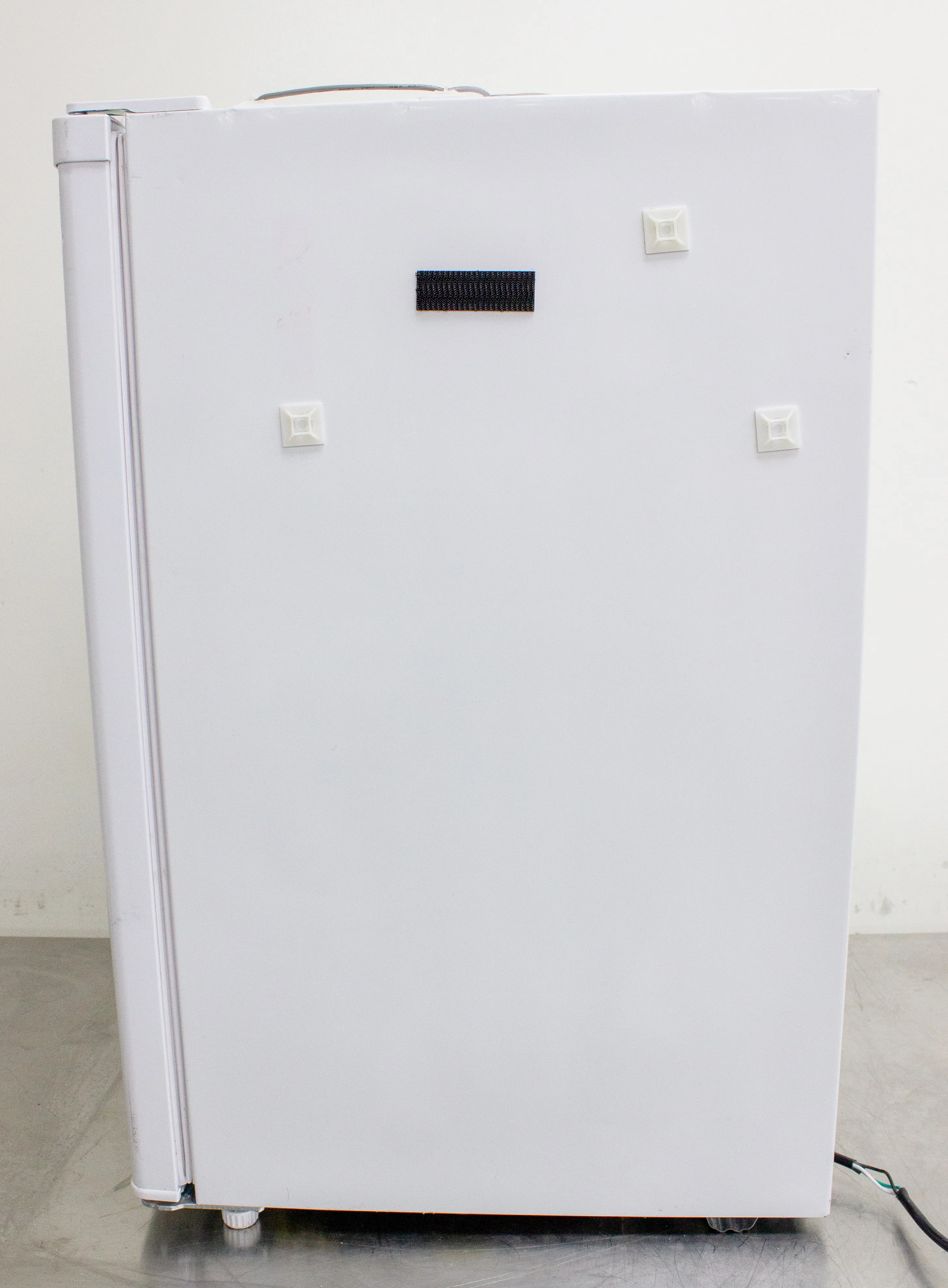 Avanti RM4406W 4.4 Cu Ft Compact Refrigerator, White