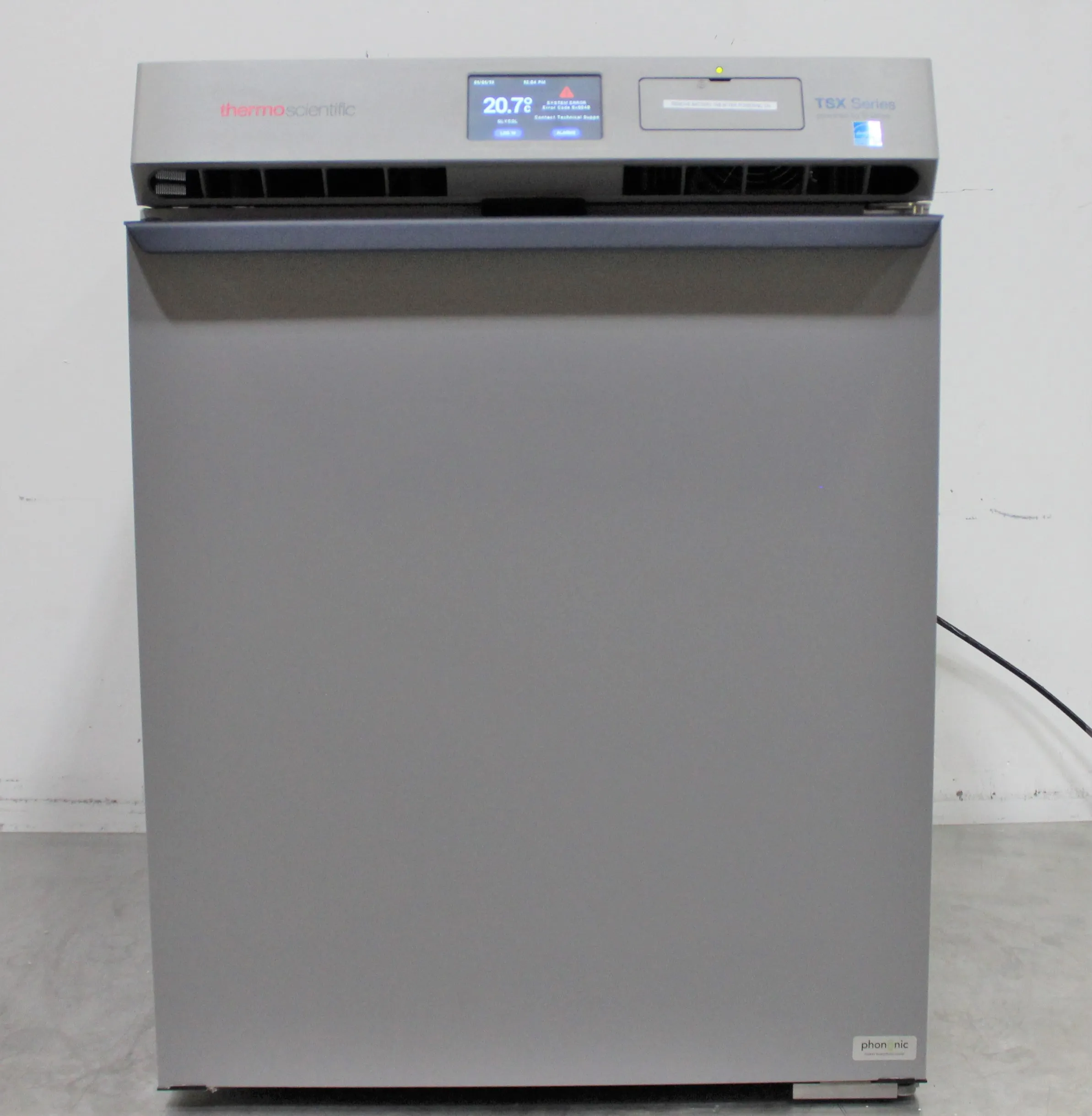 Thermo Scientific TSX Series Undercounter Lab Refrigerator