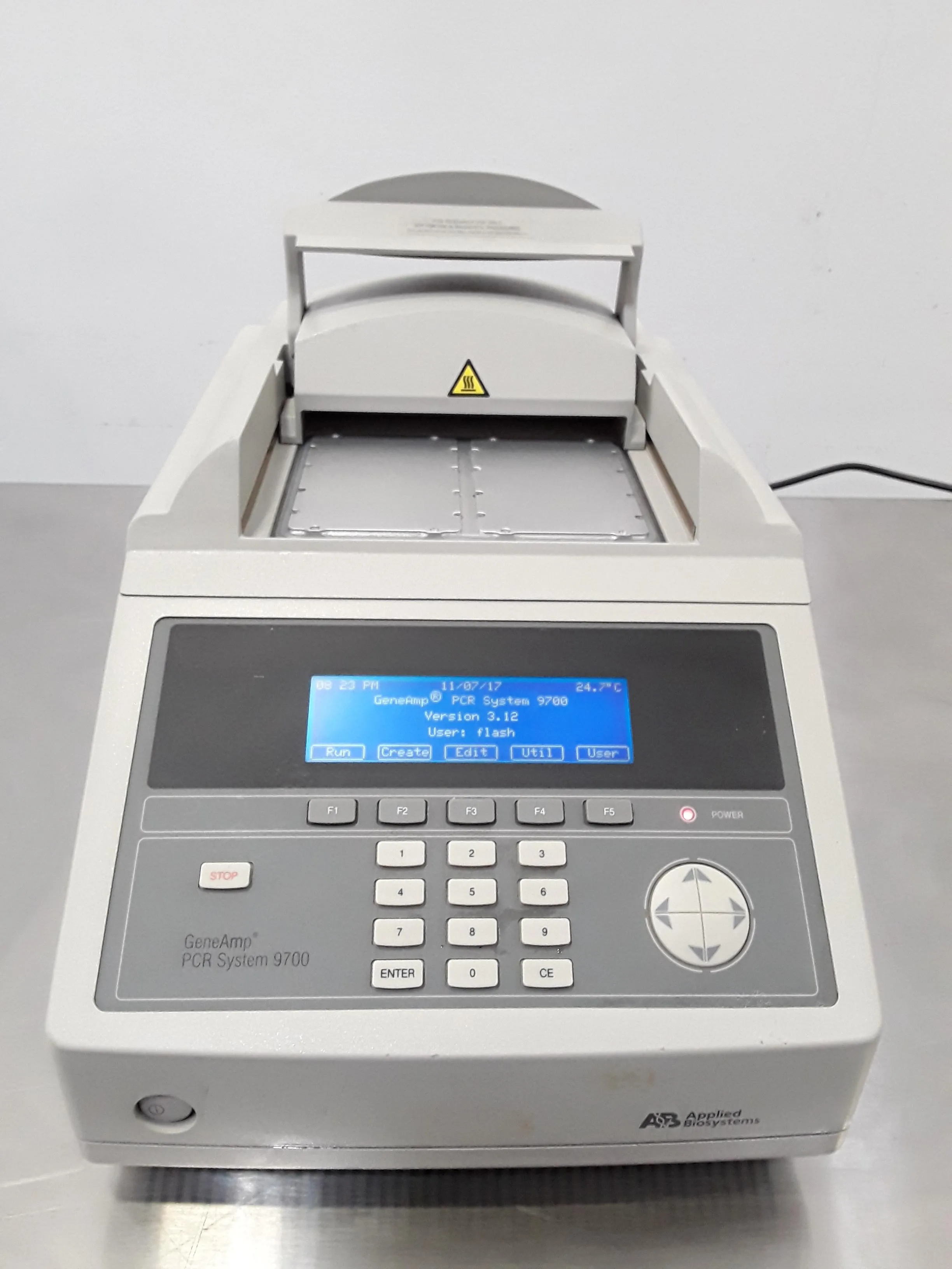 Applied Biosystems 9700 PCR Thermal Cycler