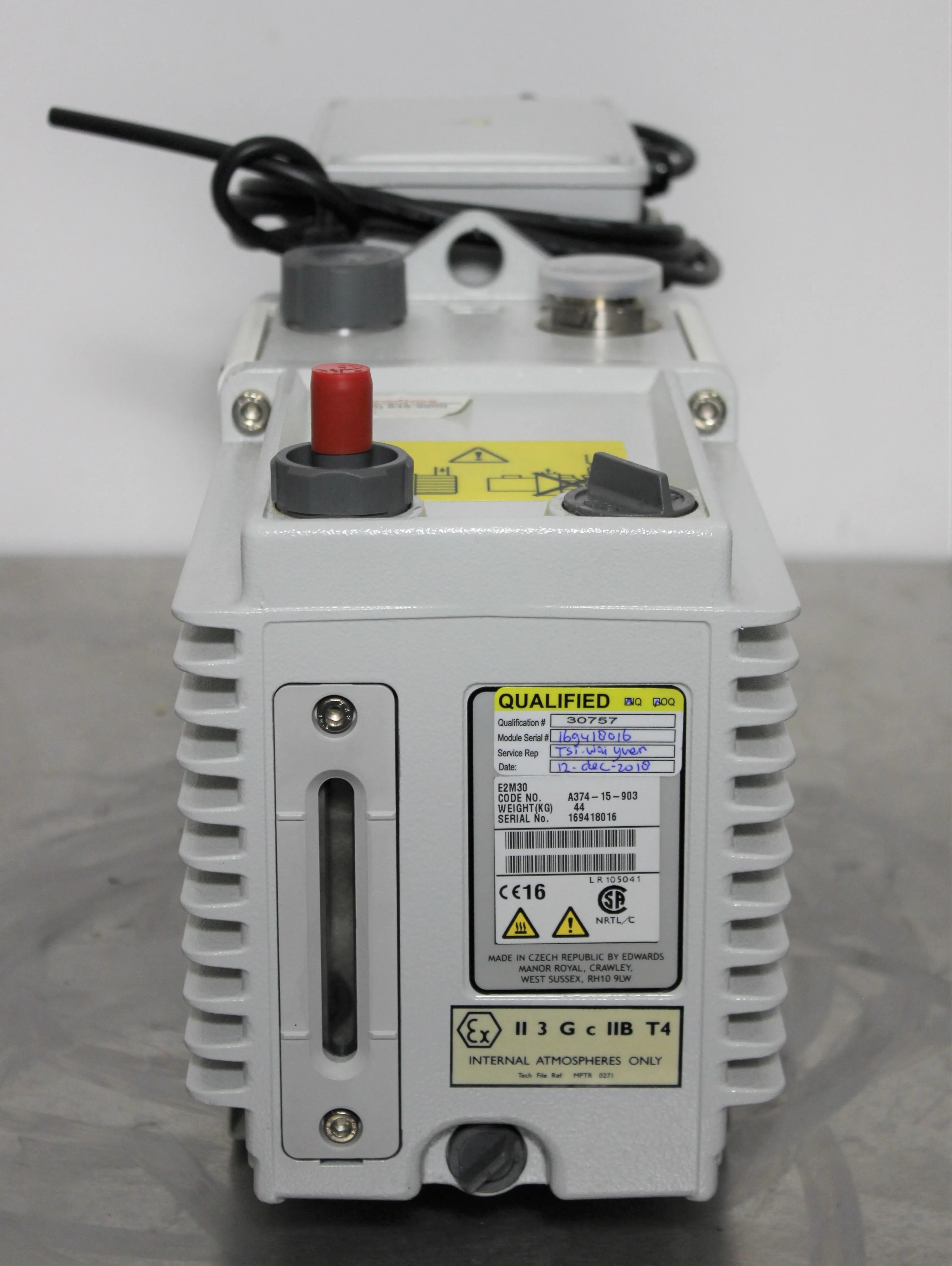 Edwards A374-15-903 E2M30 Rotary Vane Mechanical Vacuum Pump