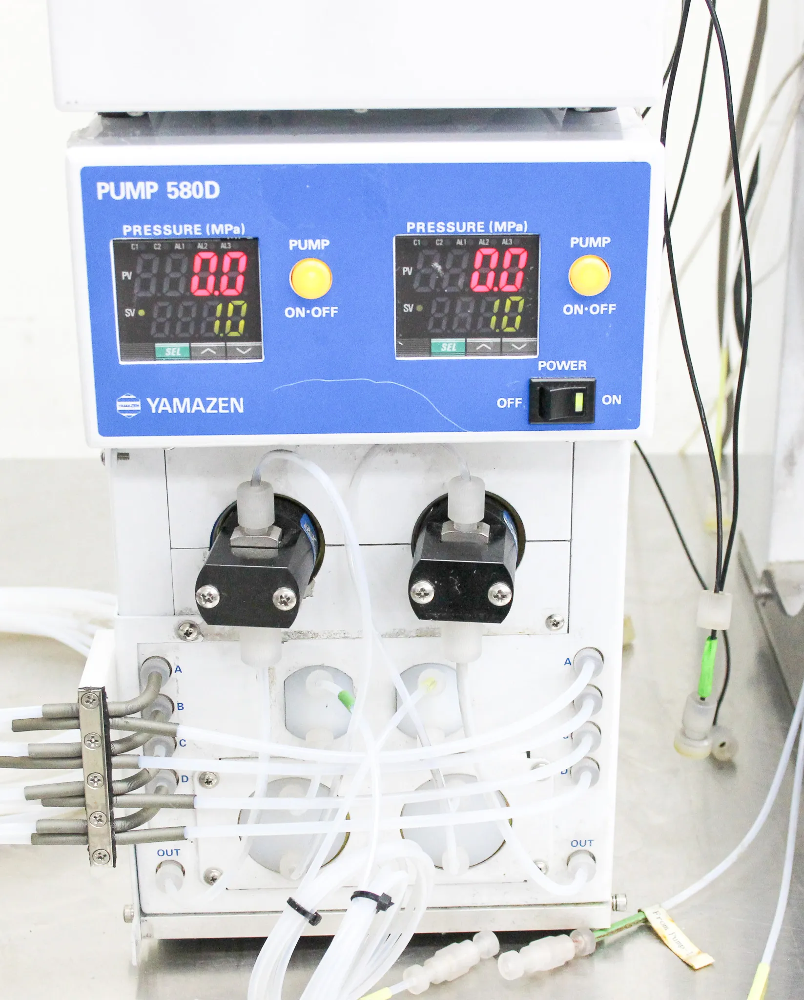 Yamazen Parallel Frac Fr-260 Chromatography System with Prep UV-254W & Pump 580D