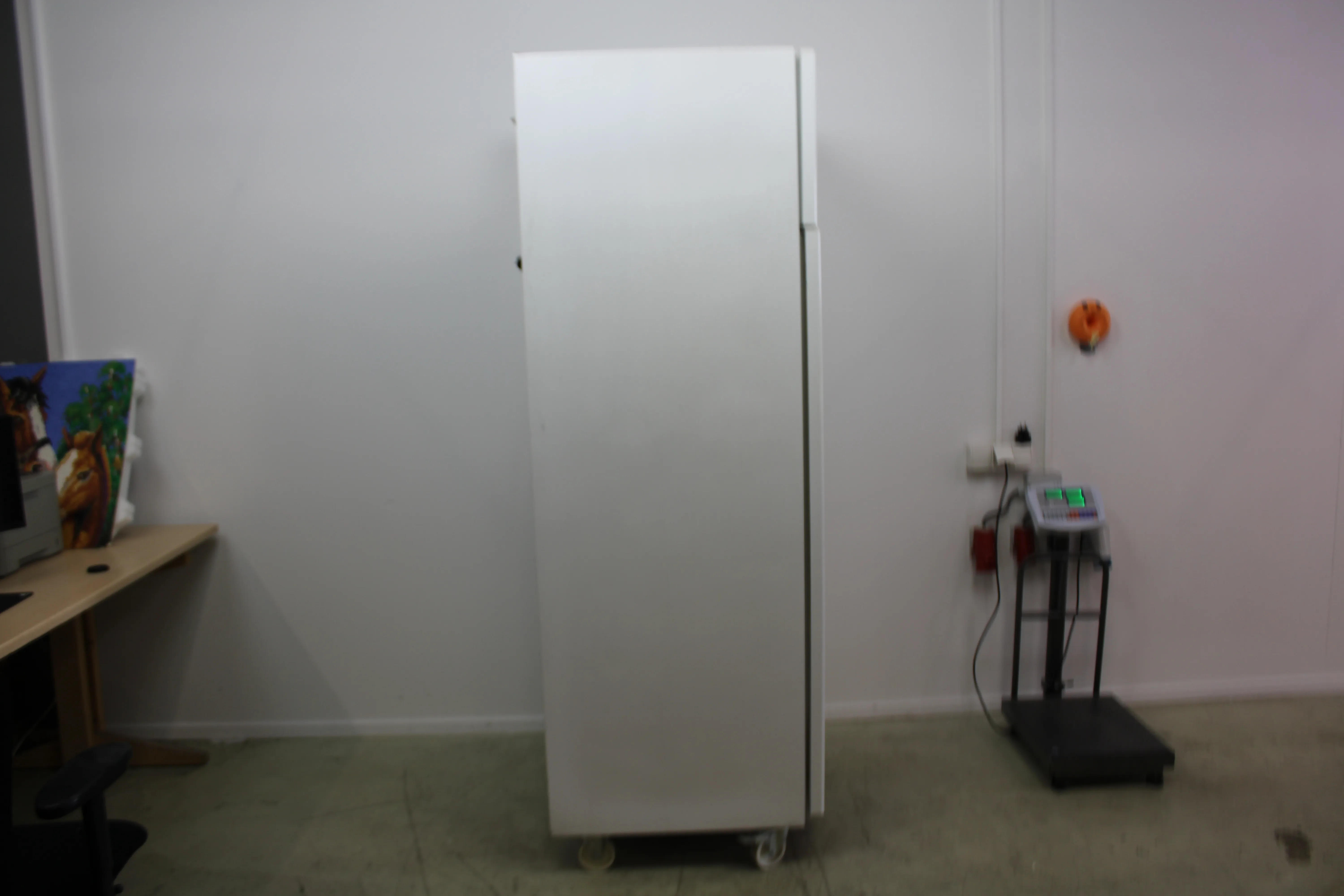 GRAM TWIN F 660 LSH C 5N -25C Freezer with 9 Shelves