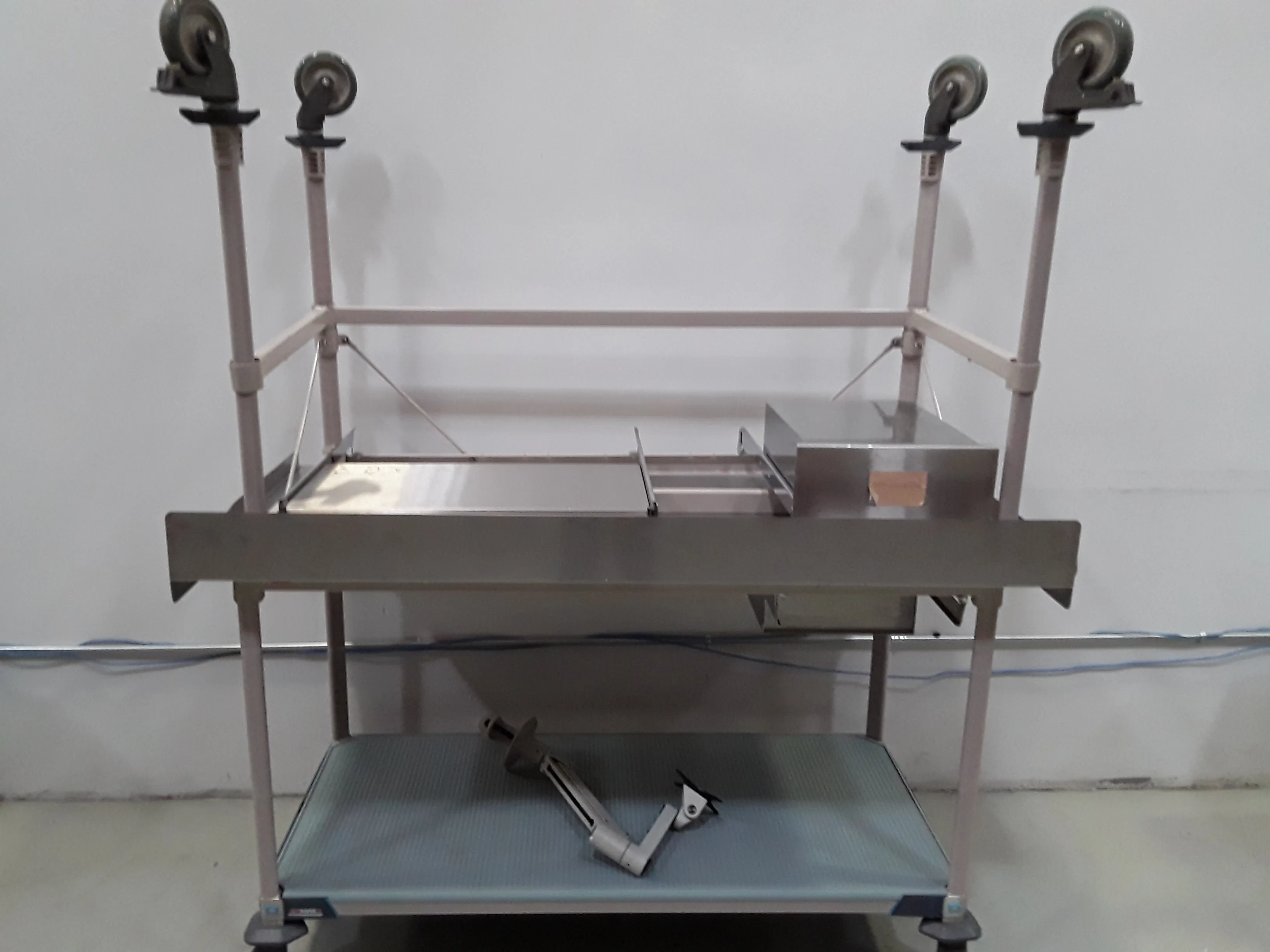 Used Metro Rolling Table Laboratory Equipment Class 1