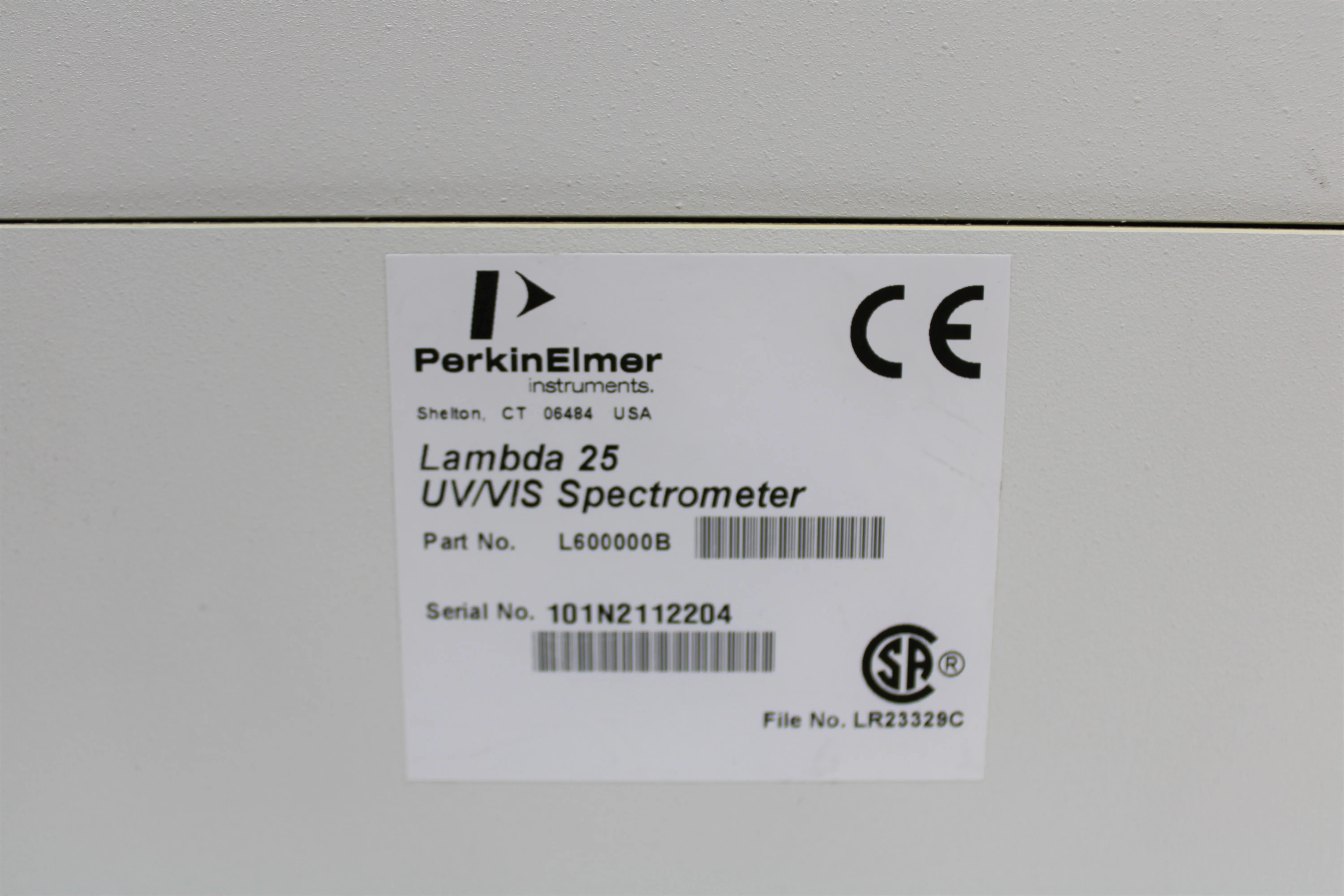 Perkin Elmer Lambda 25 UV/VIS Spectrometer